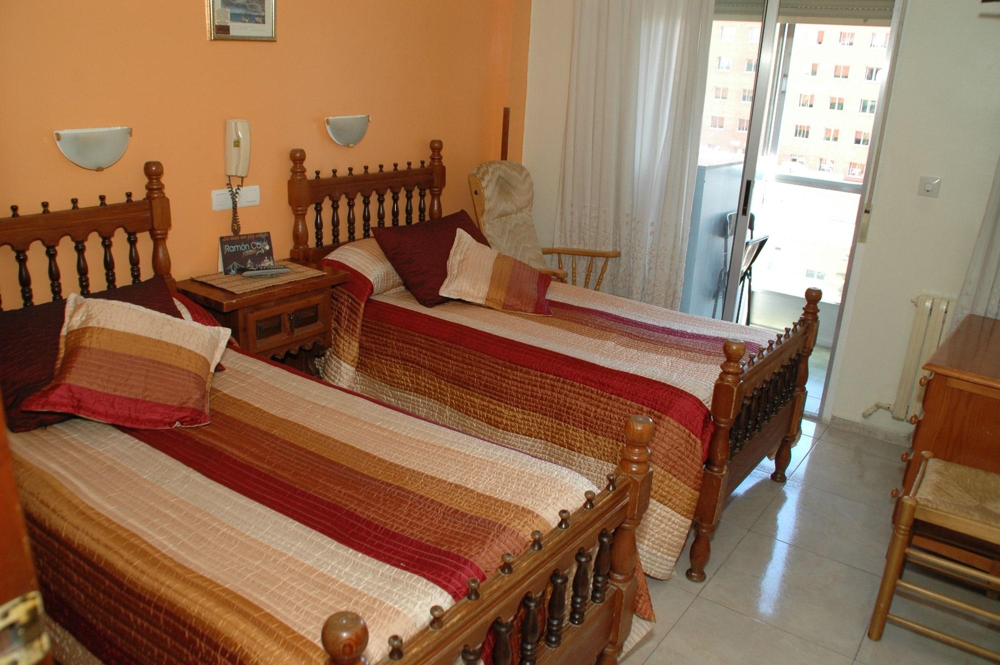 Hostal Ramón y Cajal by null