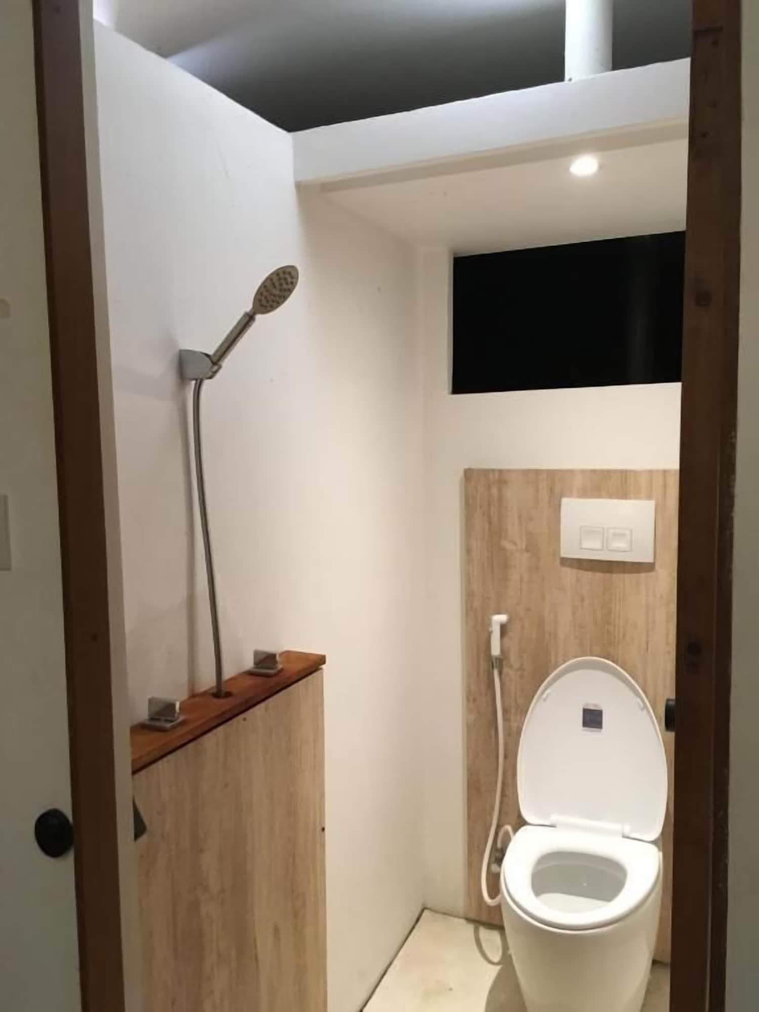 The Hide Hostel at Canggu - Adults Only