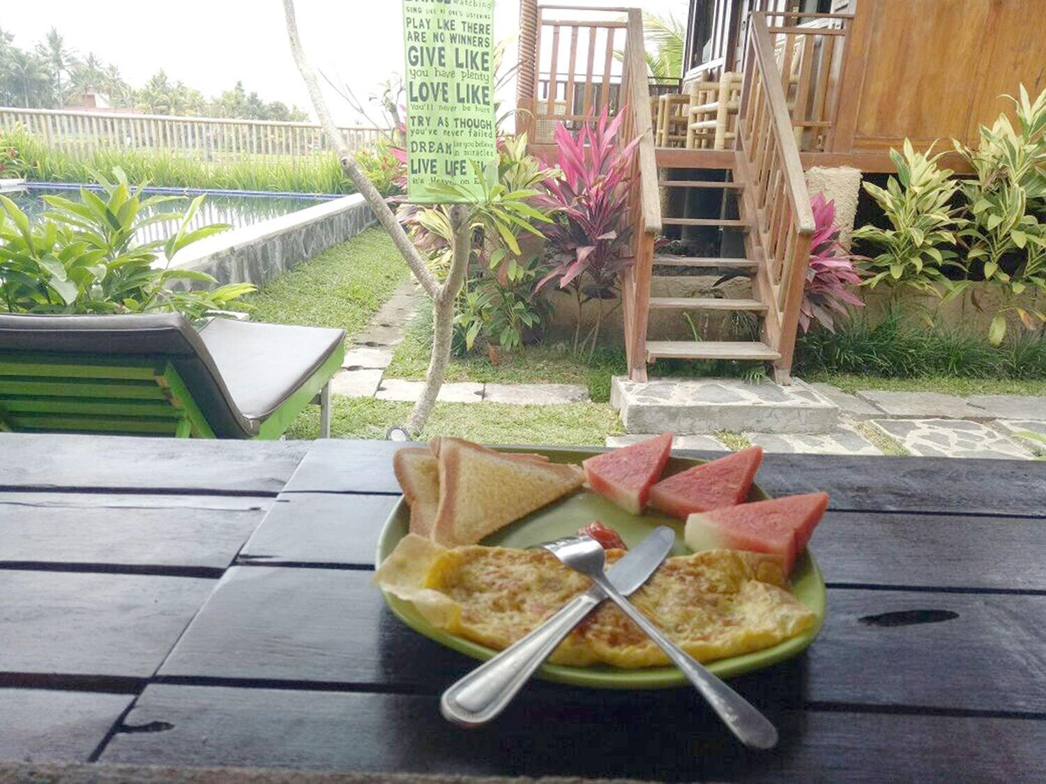 Green Paddy Hostel