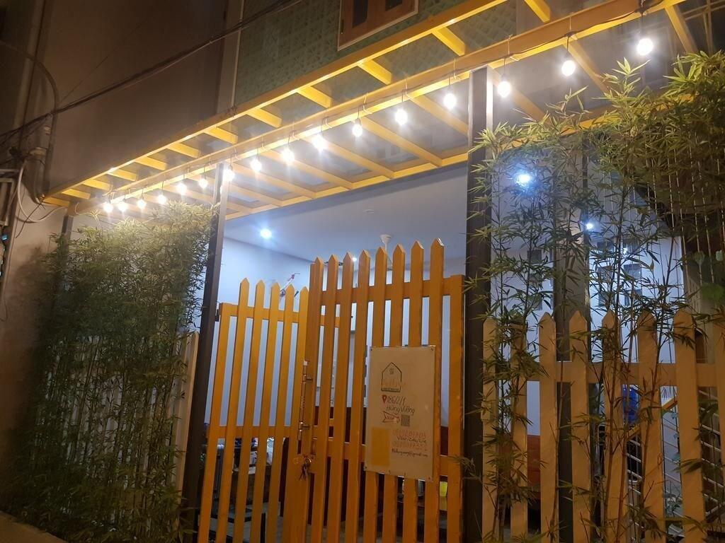 Yellow House Boutique - photo