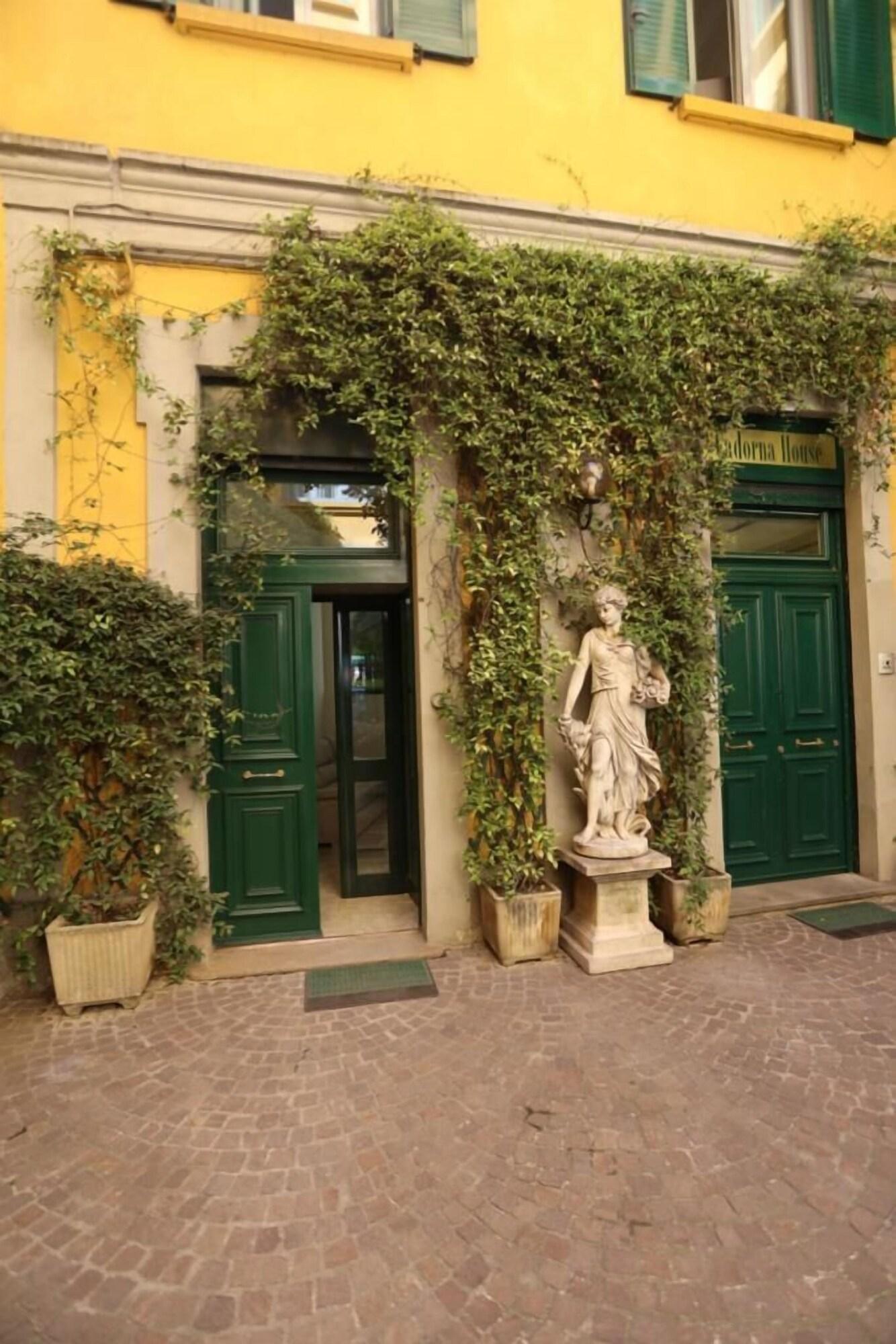 Cadorna House - photo