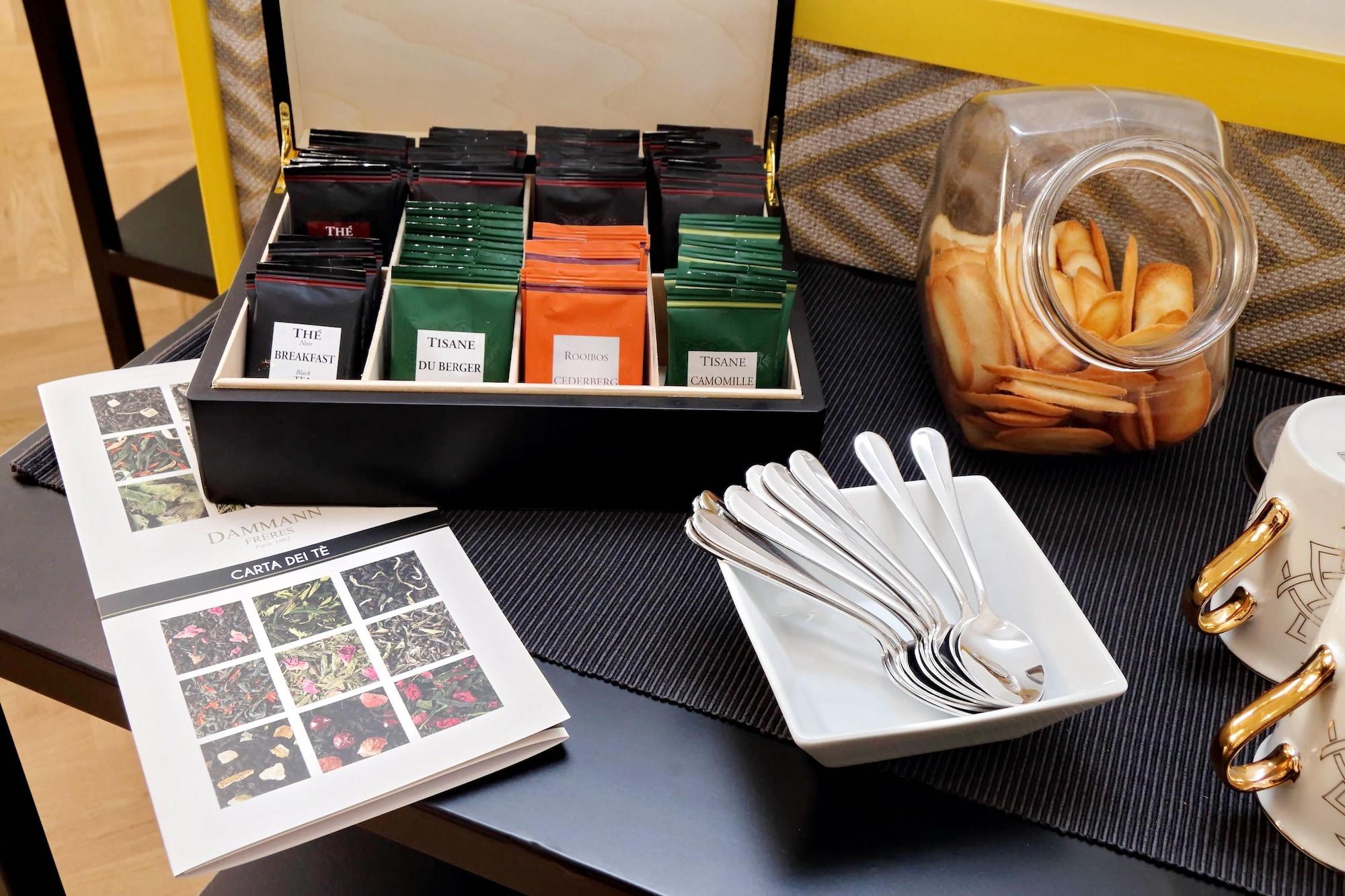 RomaFiveSuites by null