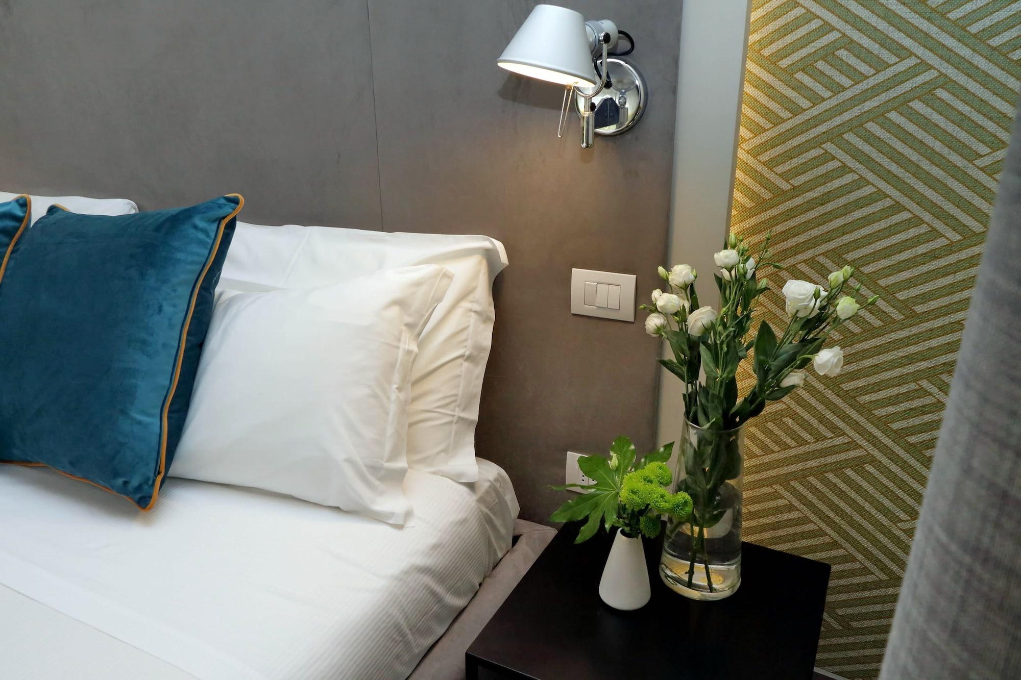 RomaFiveSuites by null