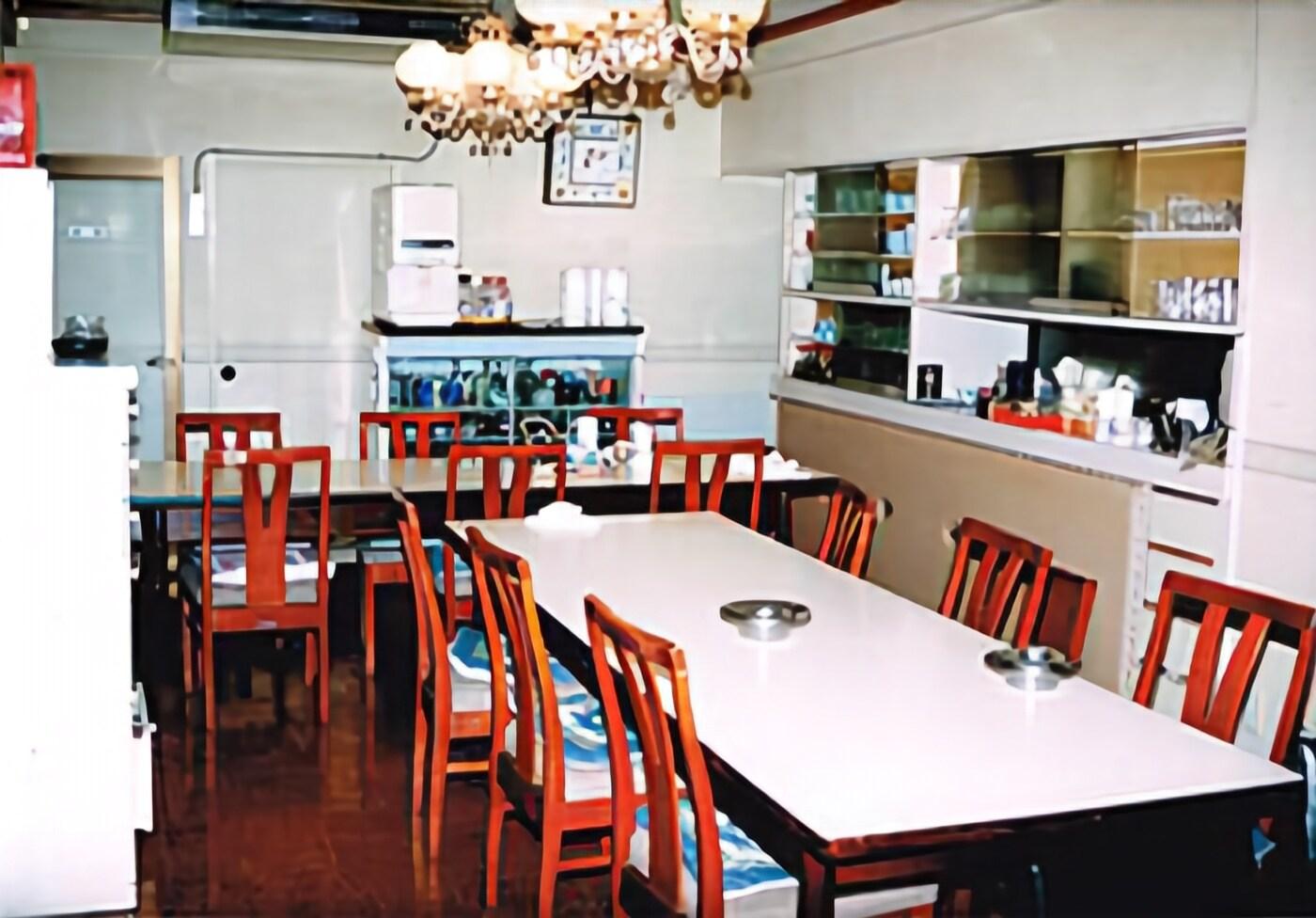 Aoi Business Hotel