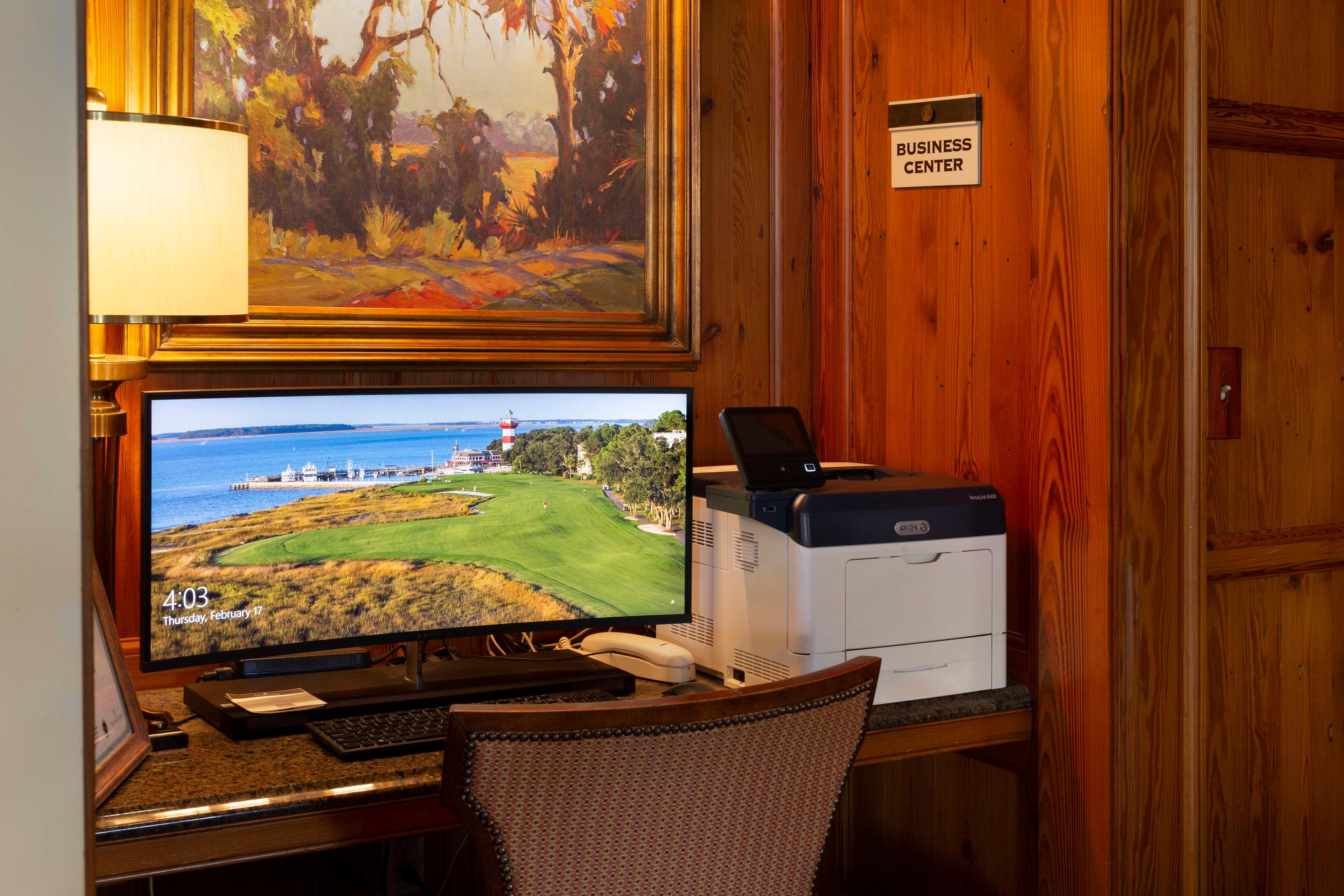 The Inn & Club at Harbour Town by null