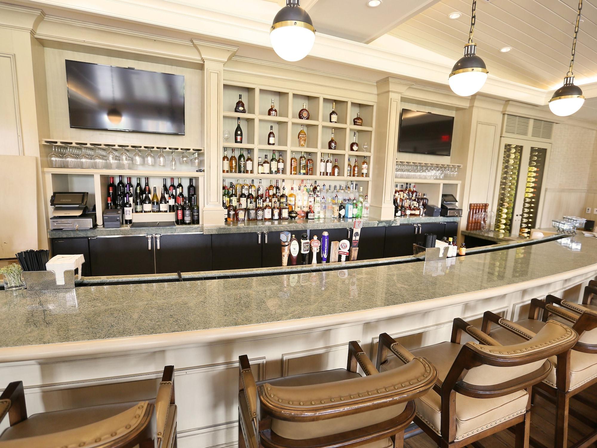 The Inn & Club at Harbour Town by null