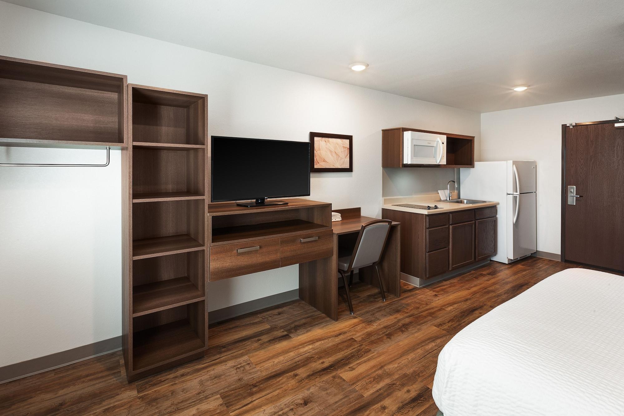 Woodspring Suites Lackland Near Sea World