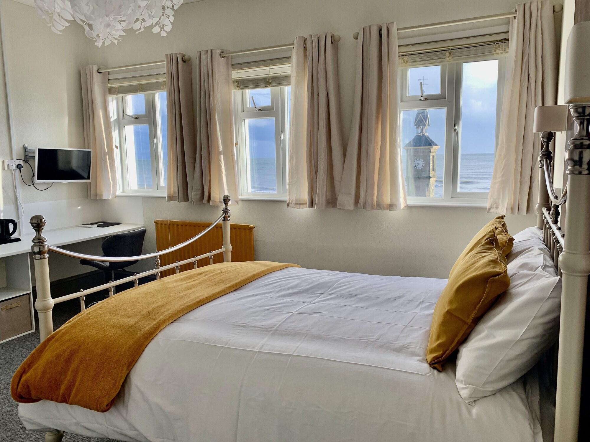 The Waterfront Inn