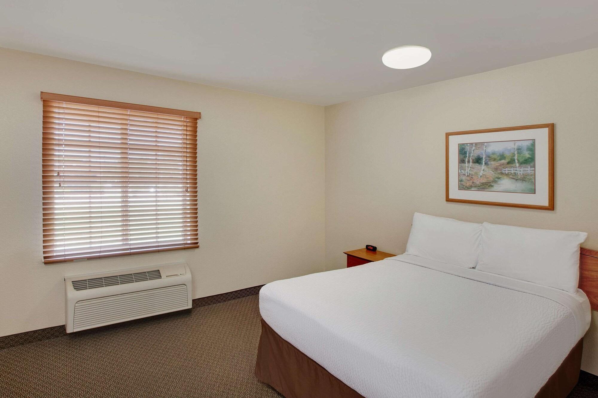 Woodspring Suites Houston Baytown