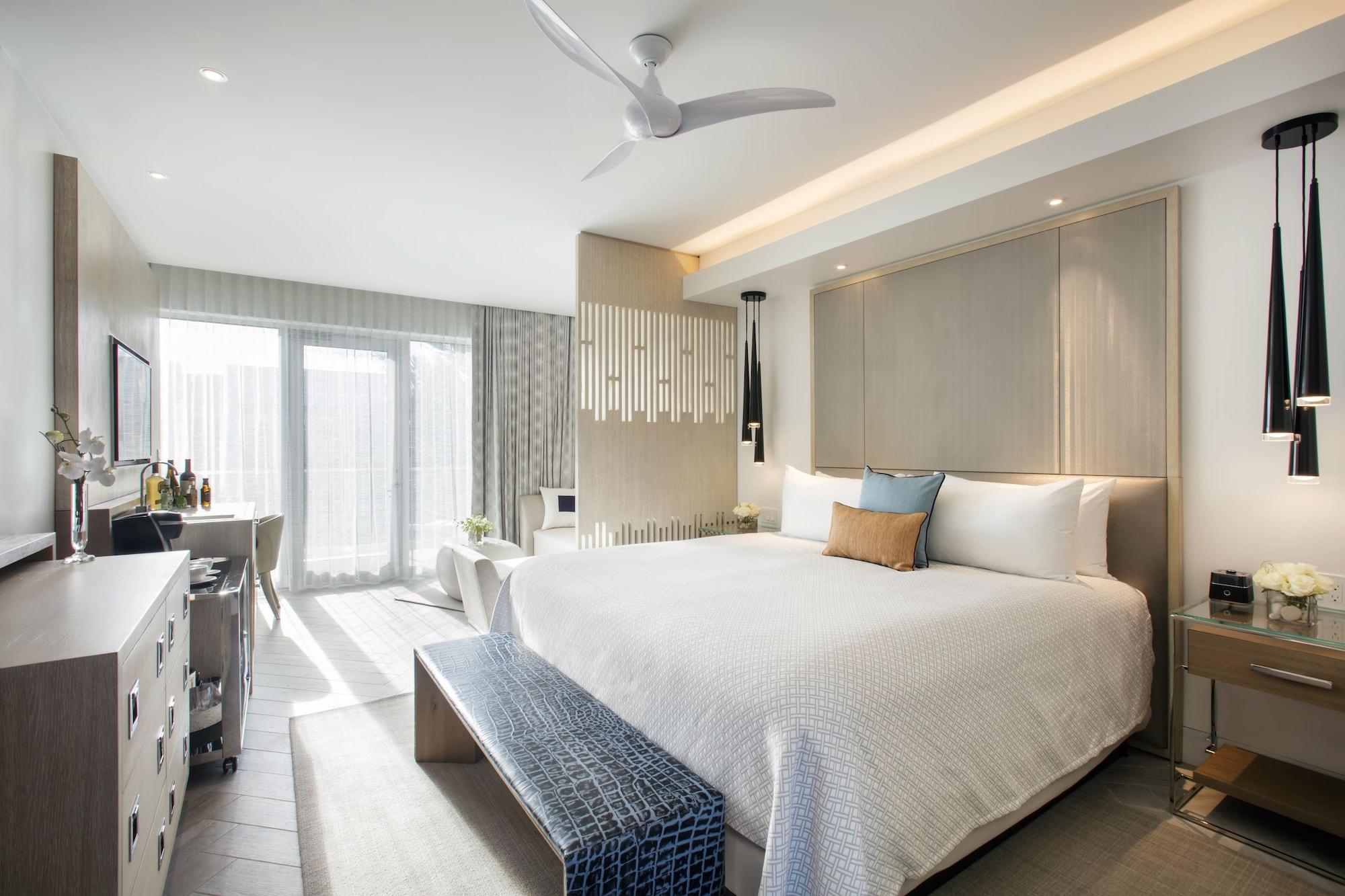 H2O Suites Hotel by null