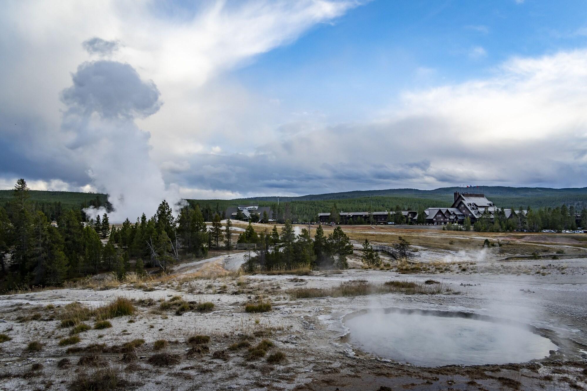 Old Faithful Inn by null