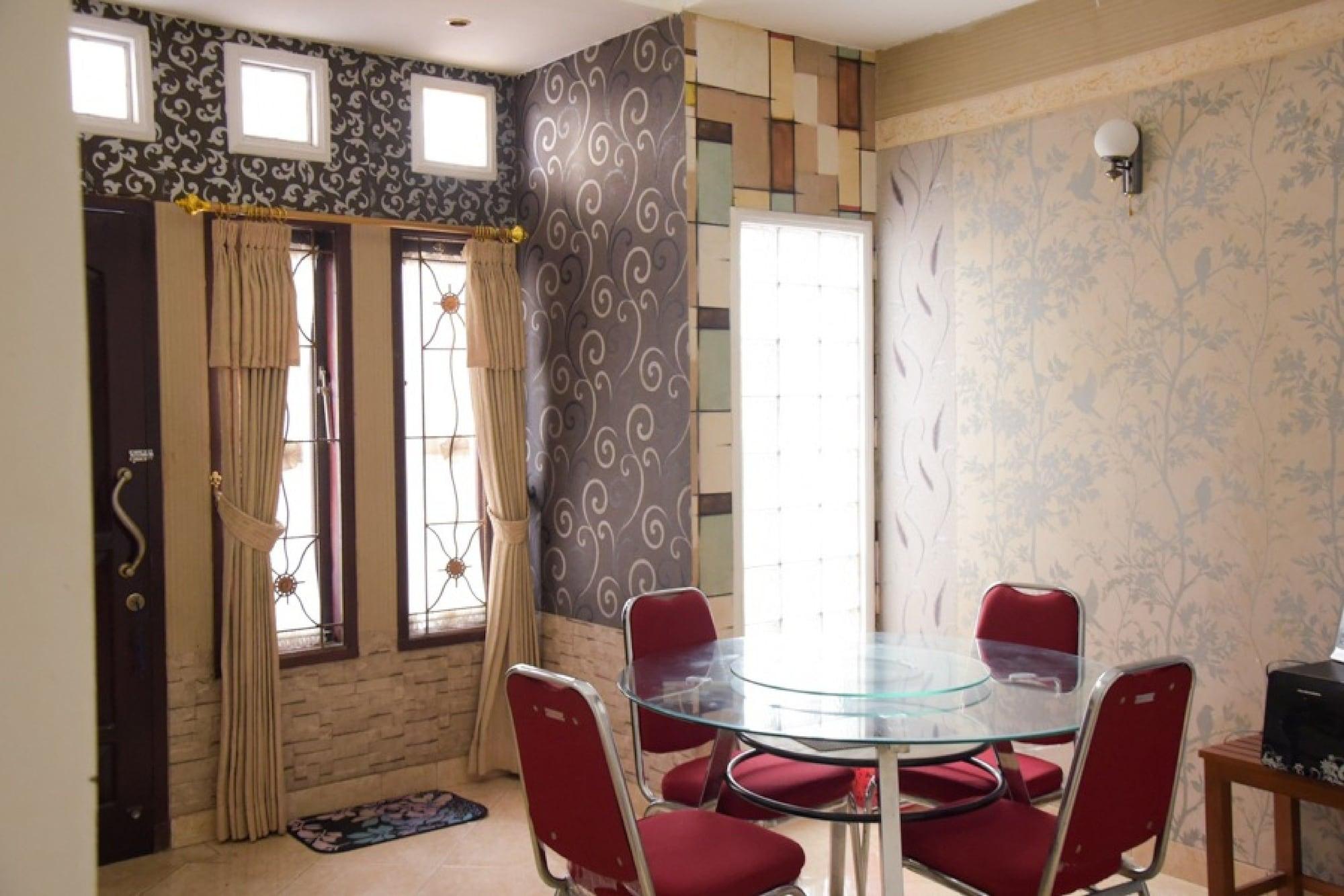 Formerly Reddoorz Near Gor Satria Purwokerto