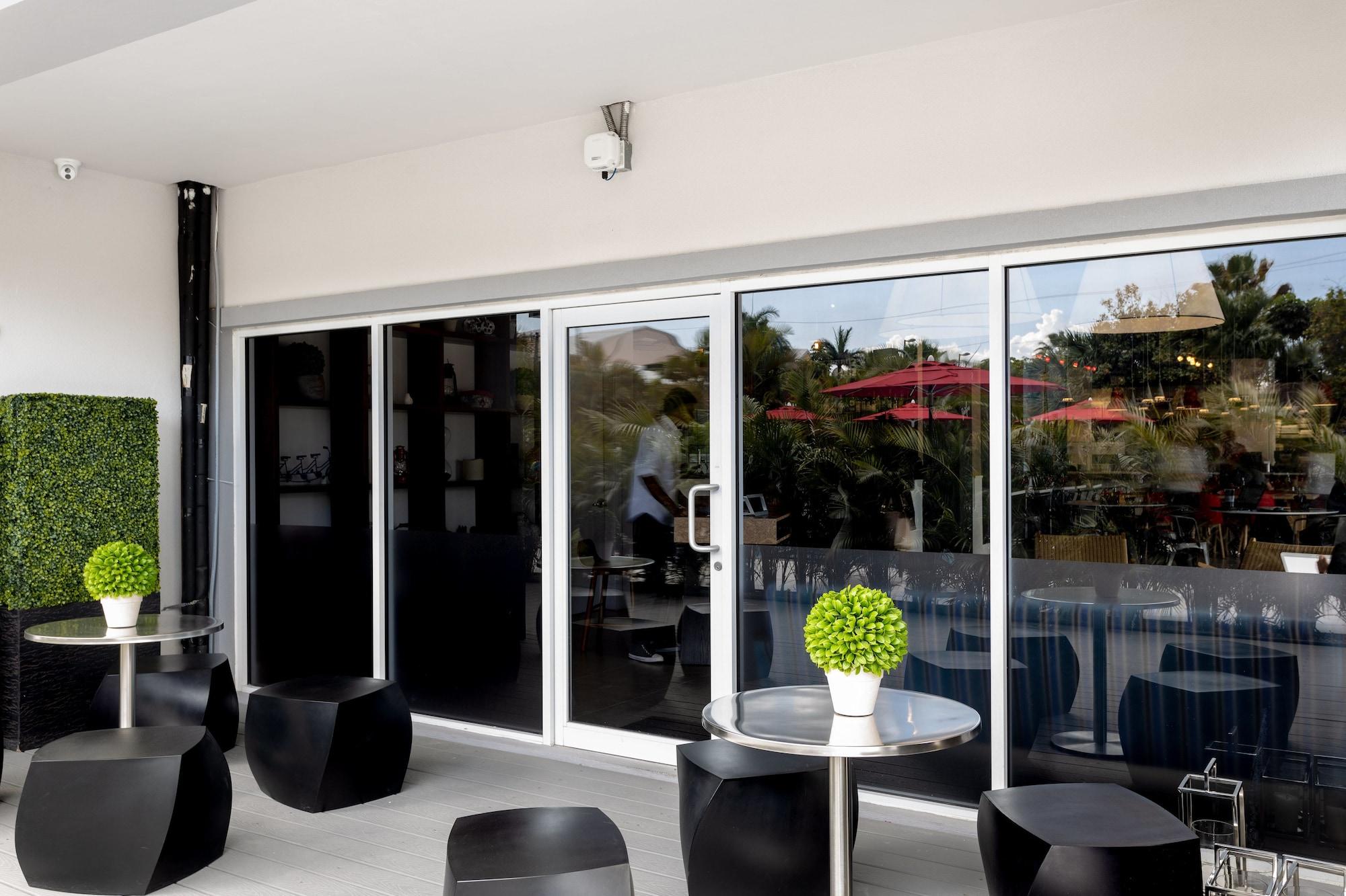 The Locale Hotel Grand Cayman by null