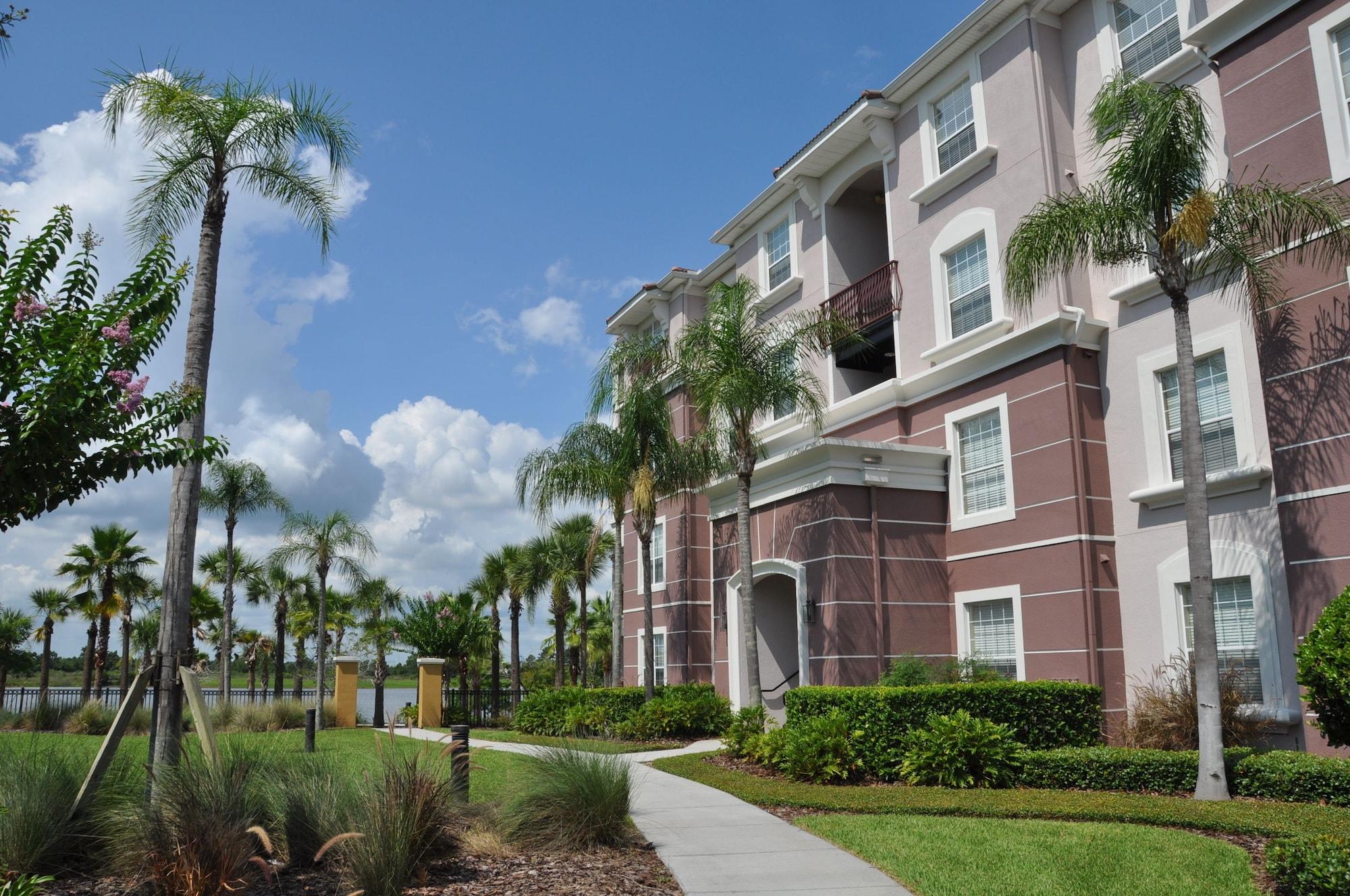 Vista Cay By Millenium by null