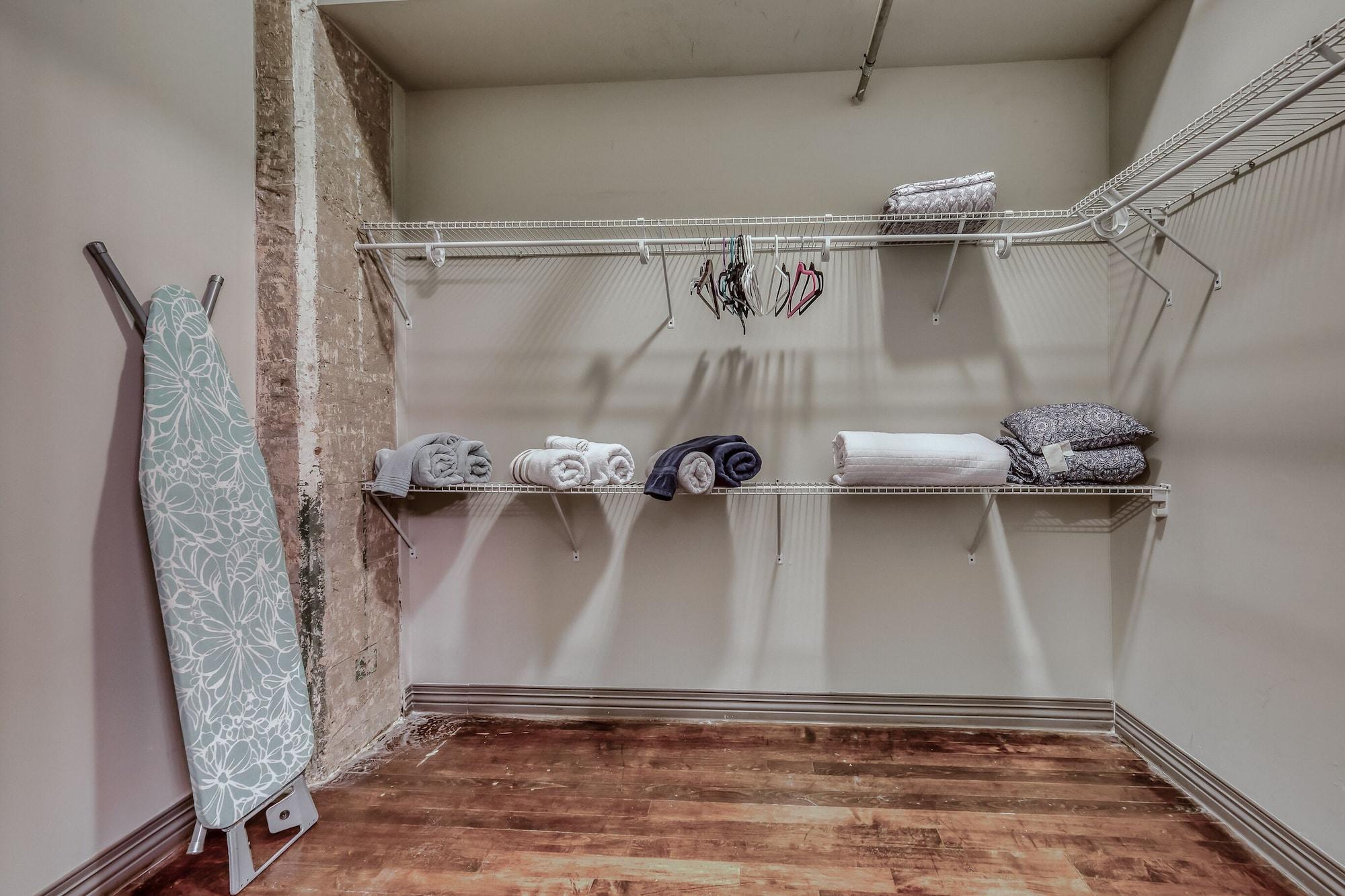 Amyfinehouse Luxury Downtown Stay by null