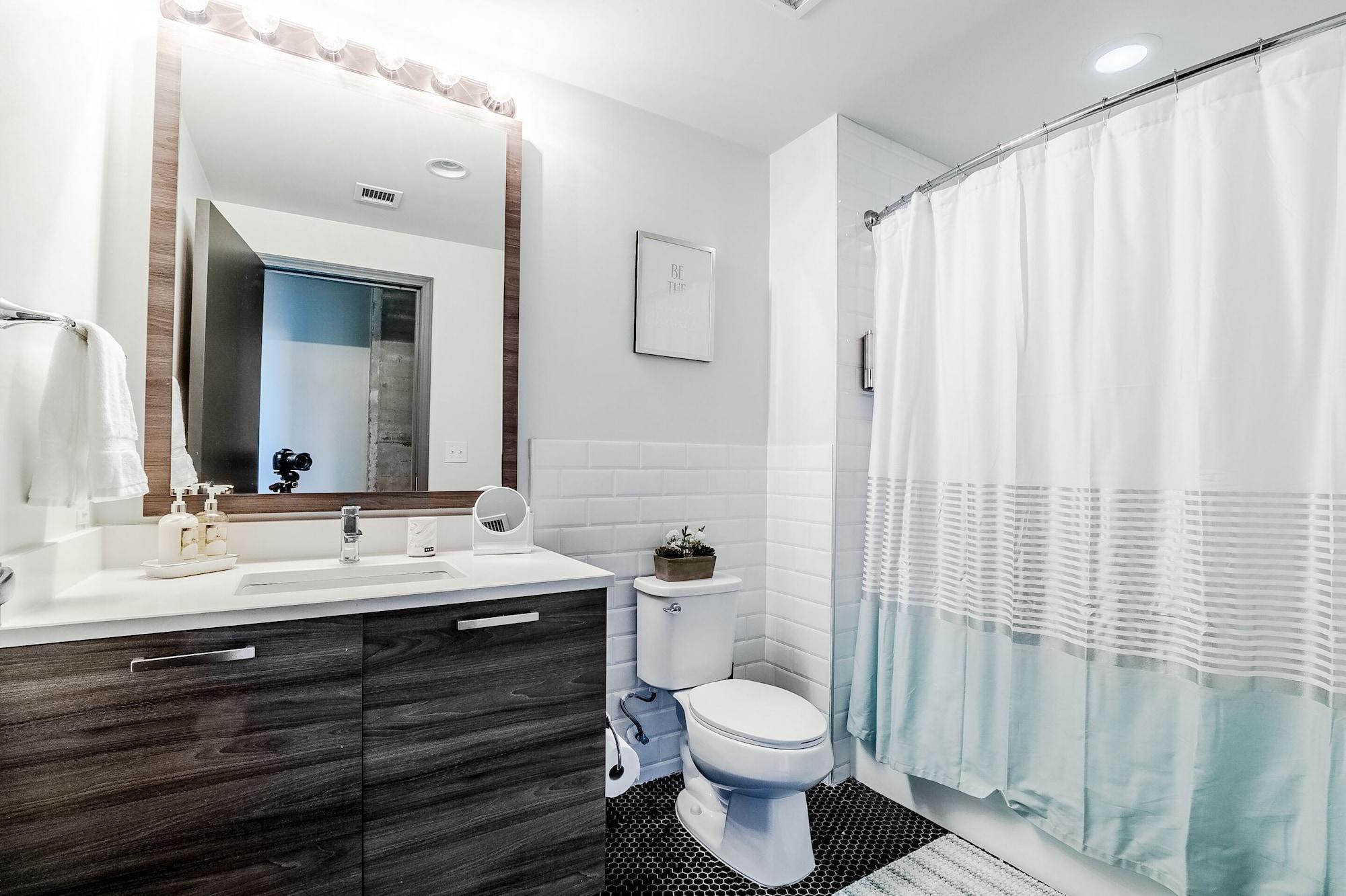 Amyfinehouse Luxury Downtown Stay by null