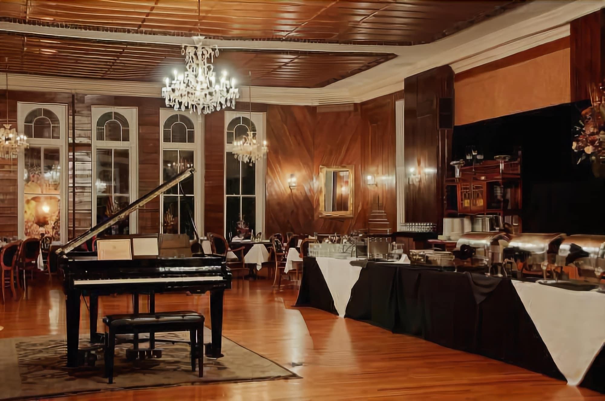 The Crescent Hotel And Spa