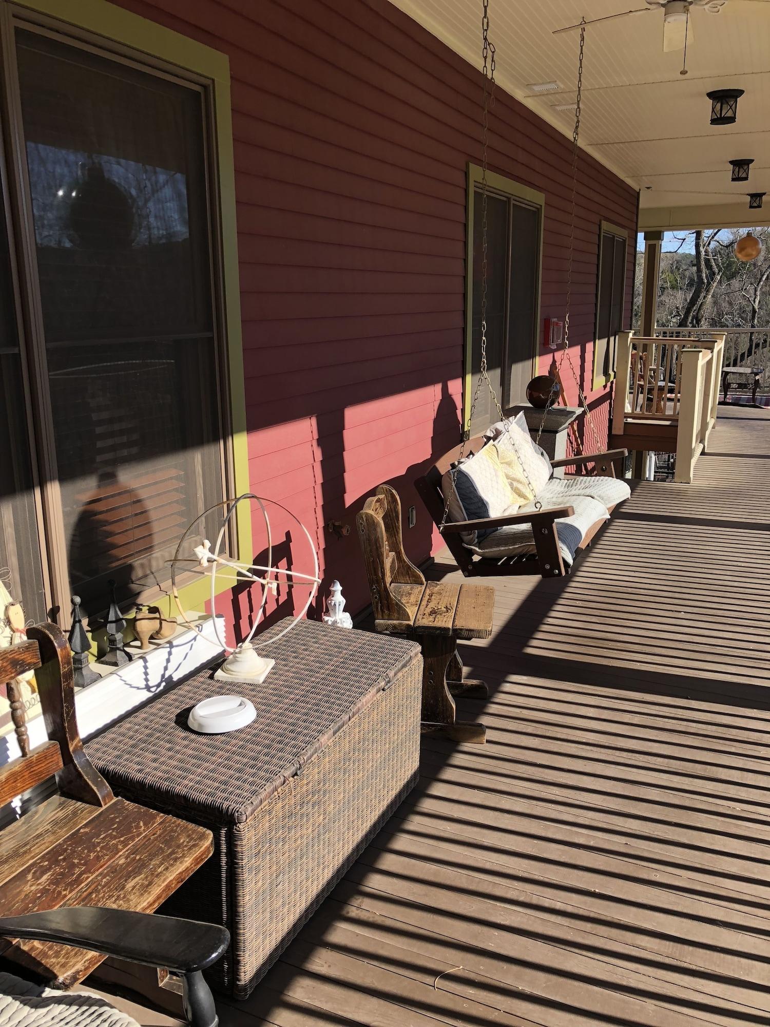 All Seasons Inn