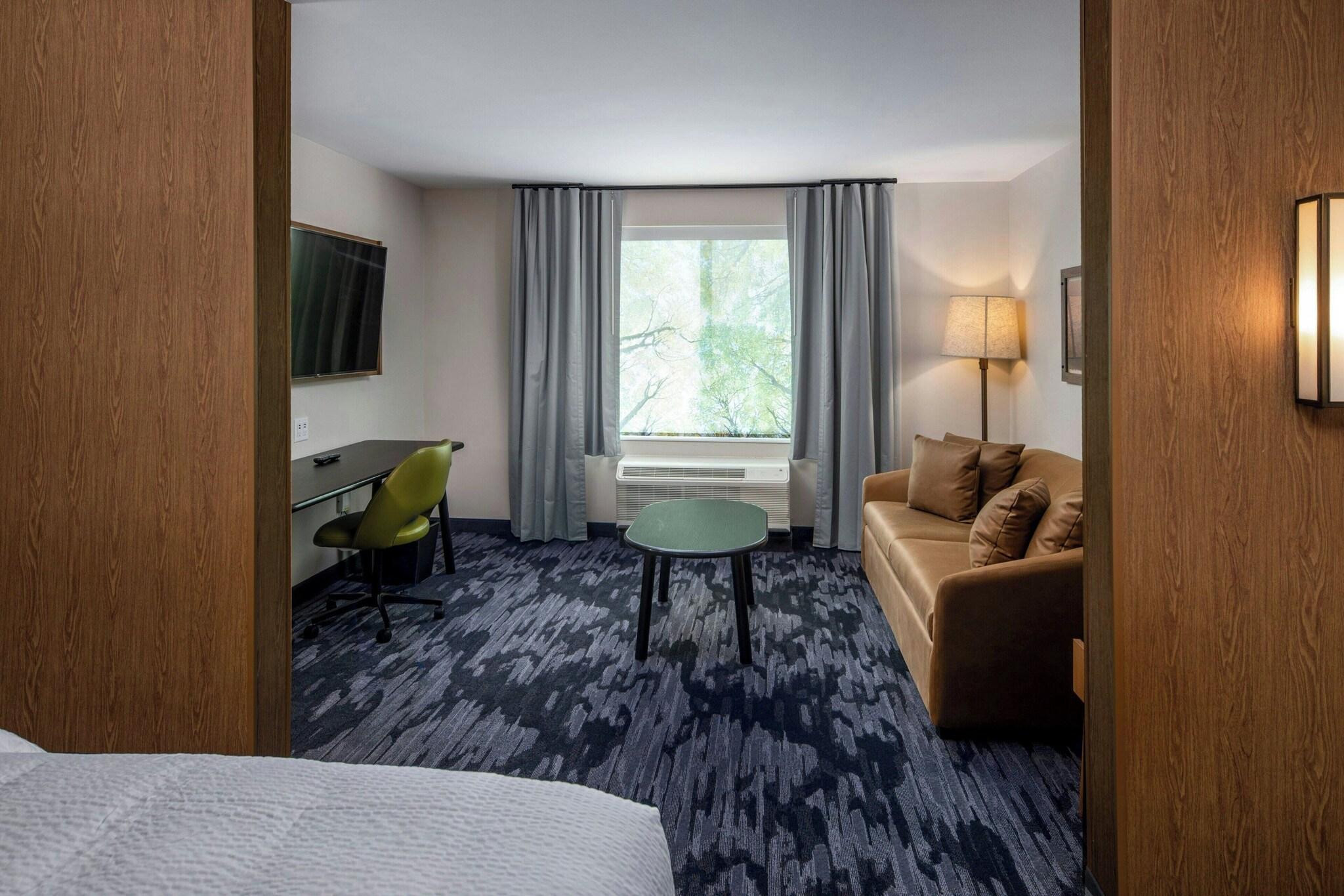 Fairfield Inn & Suites by Marriott Little Rock Air