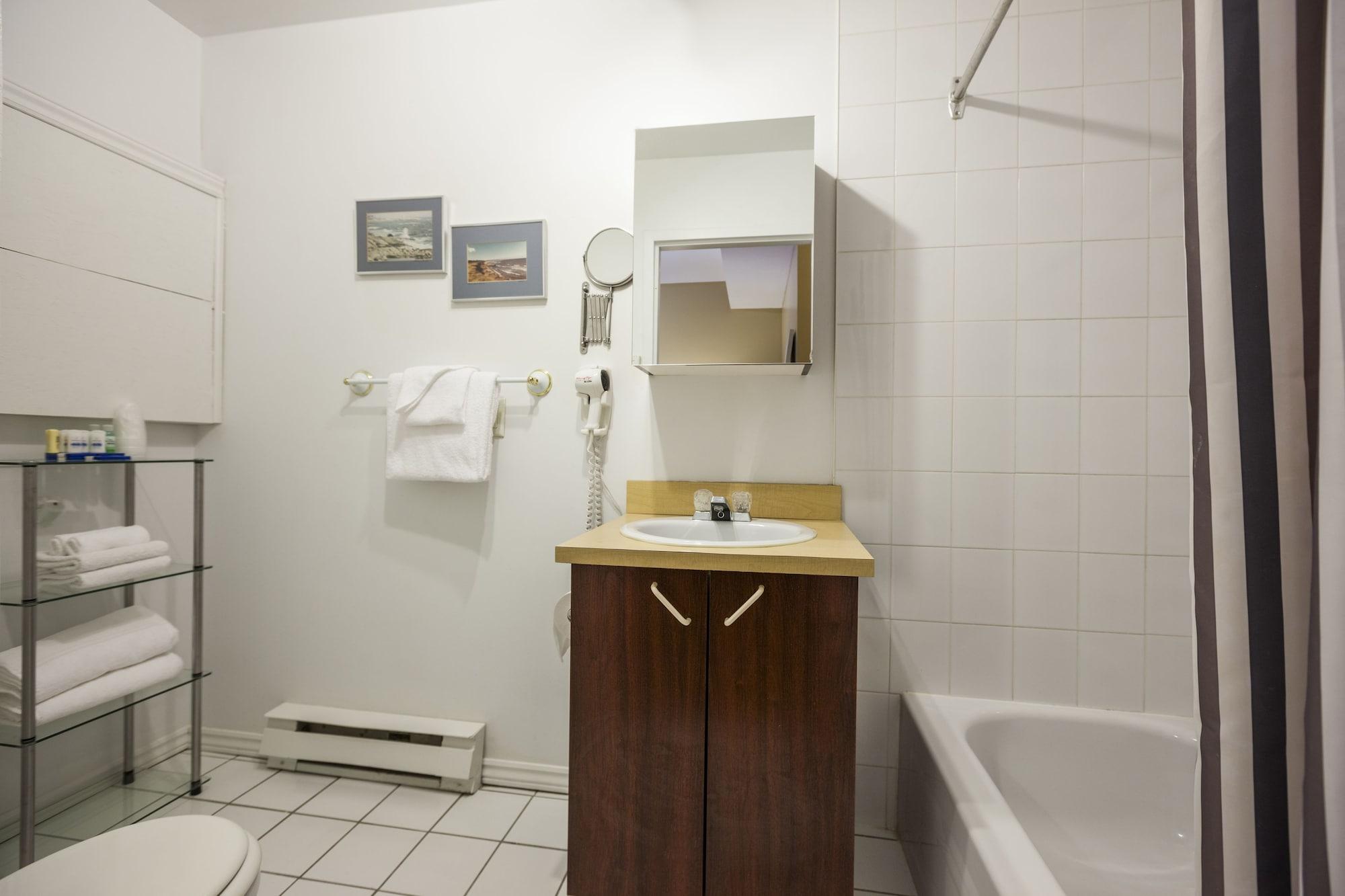 Abri du voyageur Hotel by null