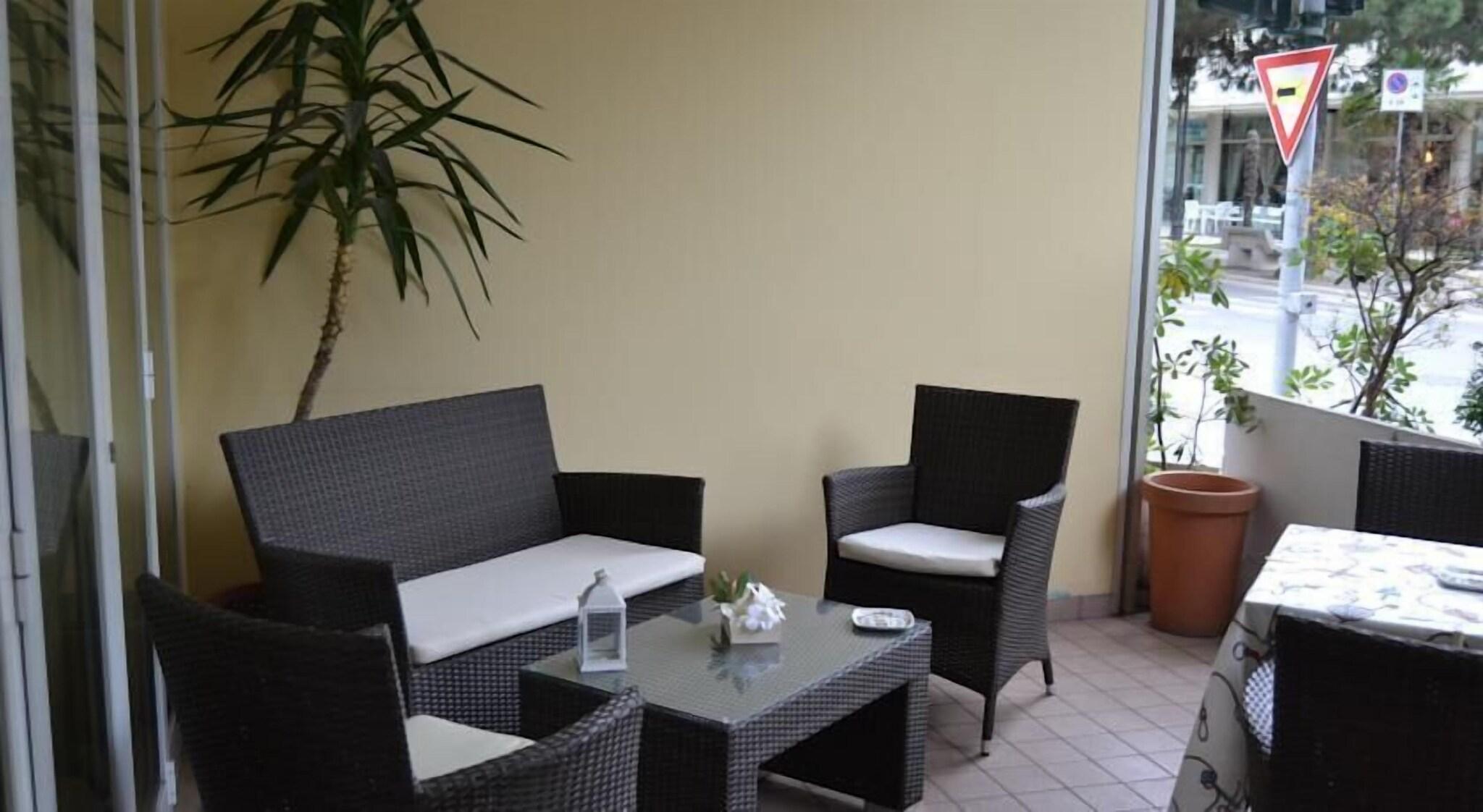 Hotel Vergilius - photo