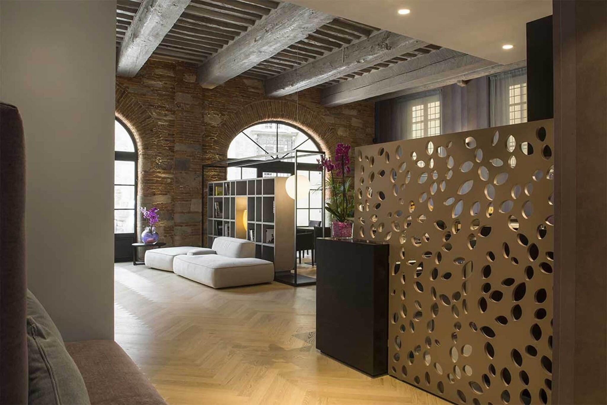 Palazzo Dipinto by null