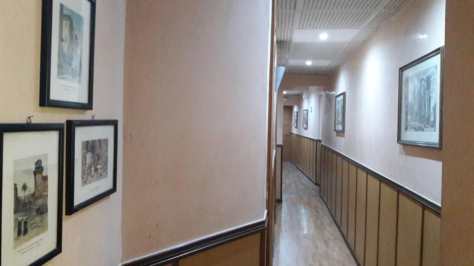 Hotel Mimosa by null