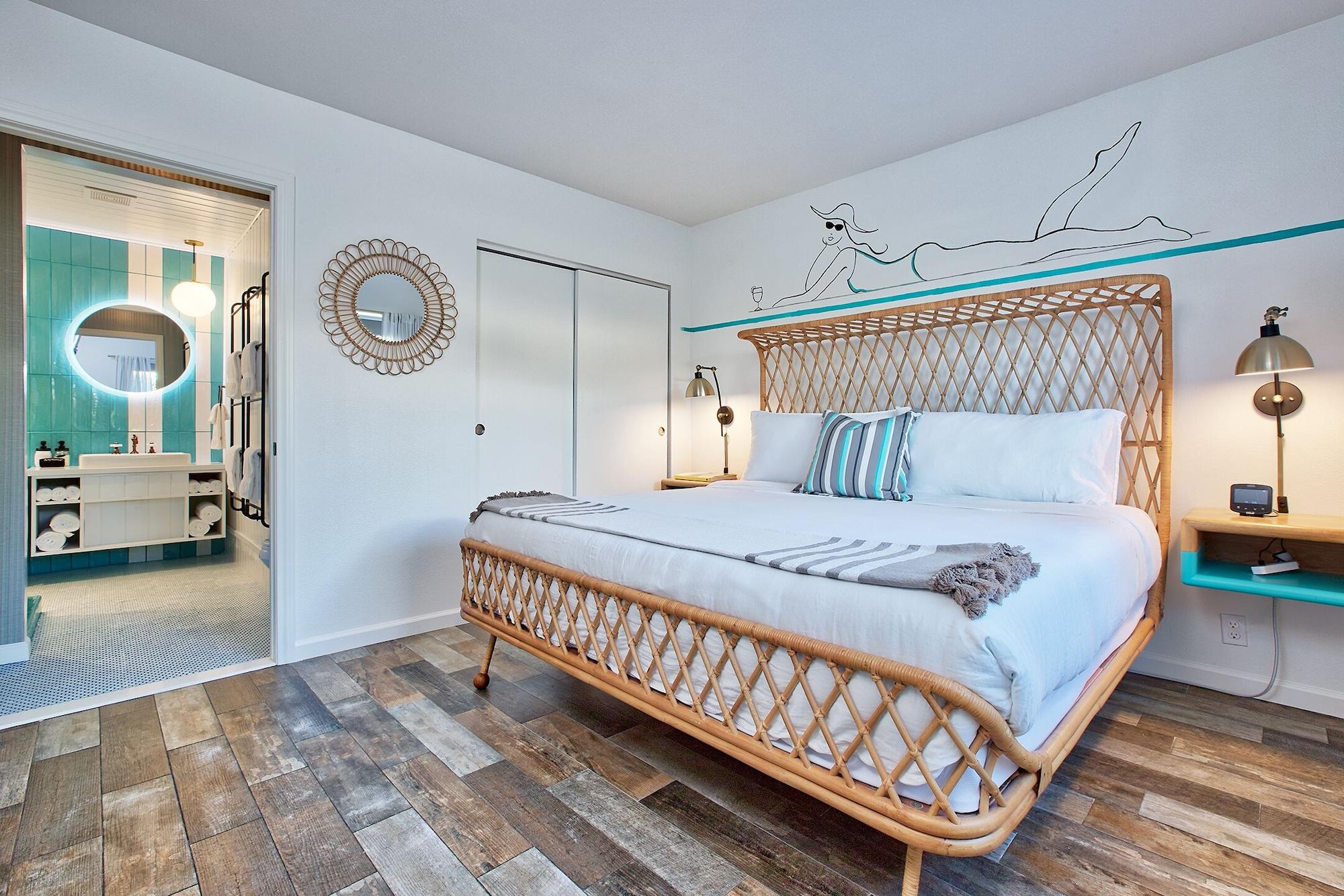 Dive Palm Springs by null