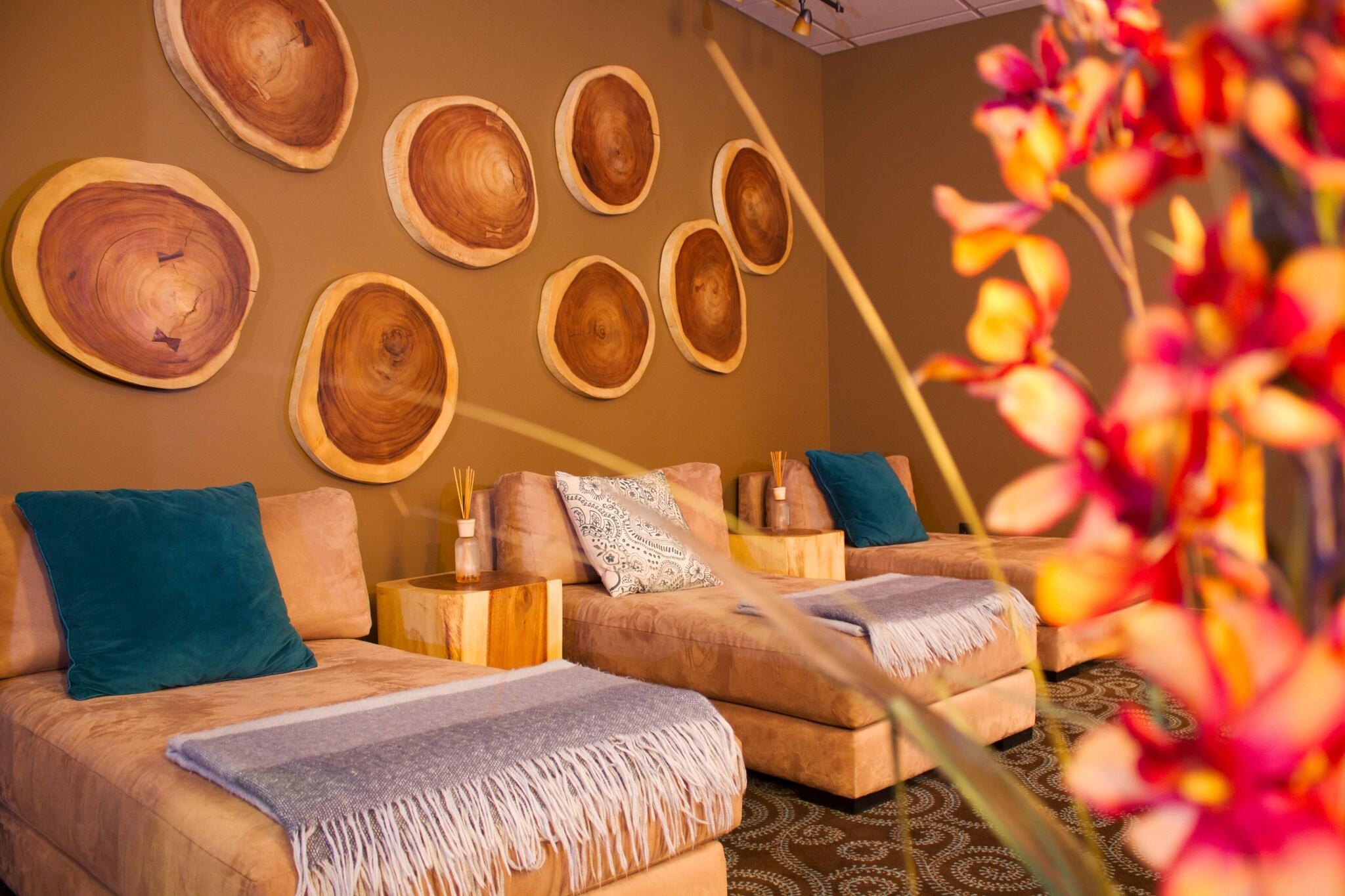 The Summit Hotel by null