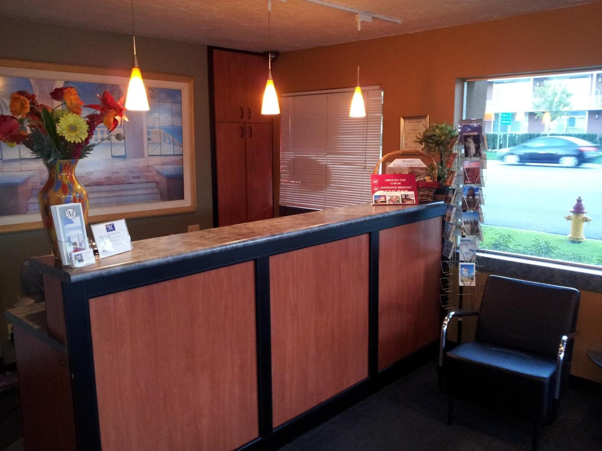 Metropolitan Inn by null