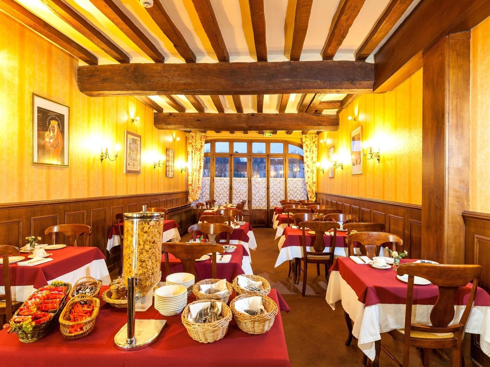 Hotel De La Cloche