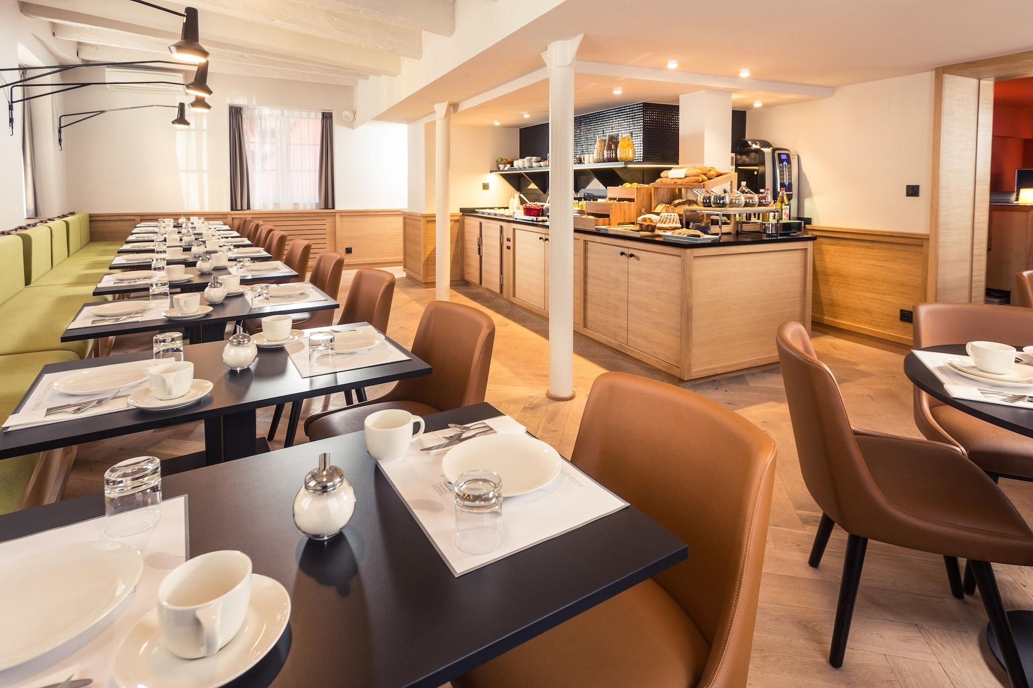 Hôtel du Dragon by null