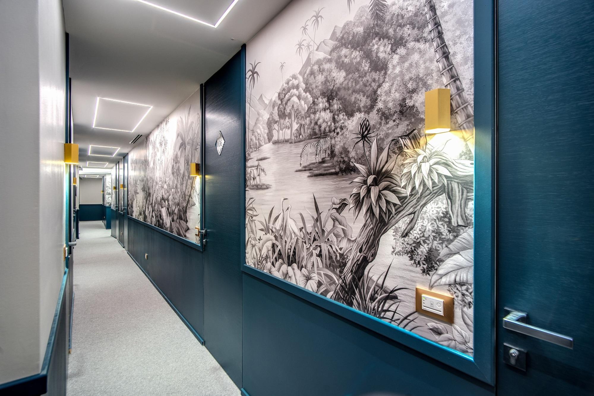 Victor Boutique Hotel - photo