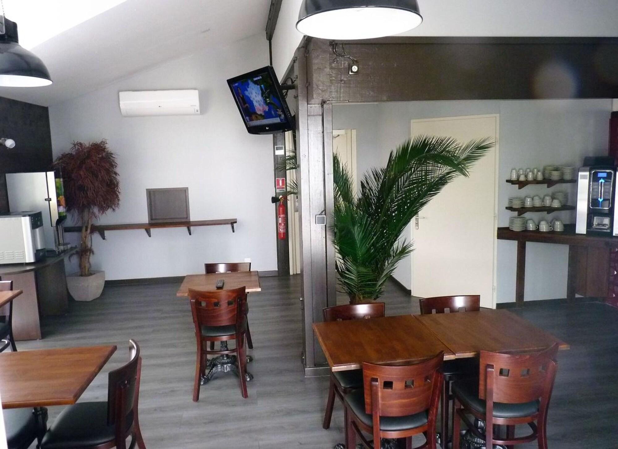 Hôtel Wood Inn Bordeaux Aeroport
