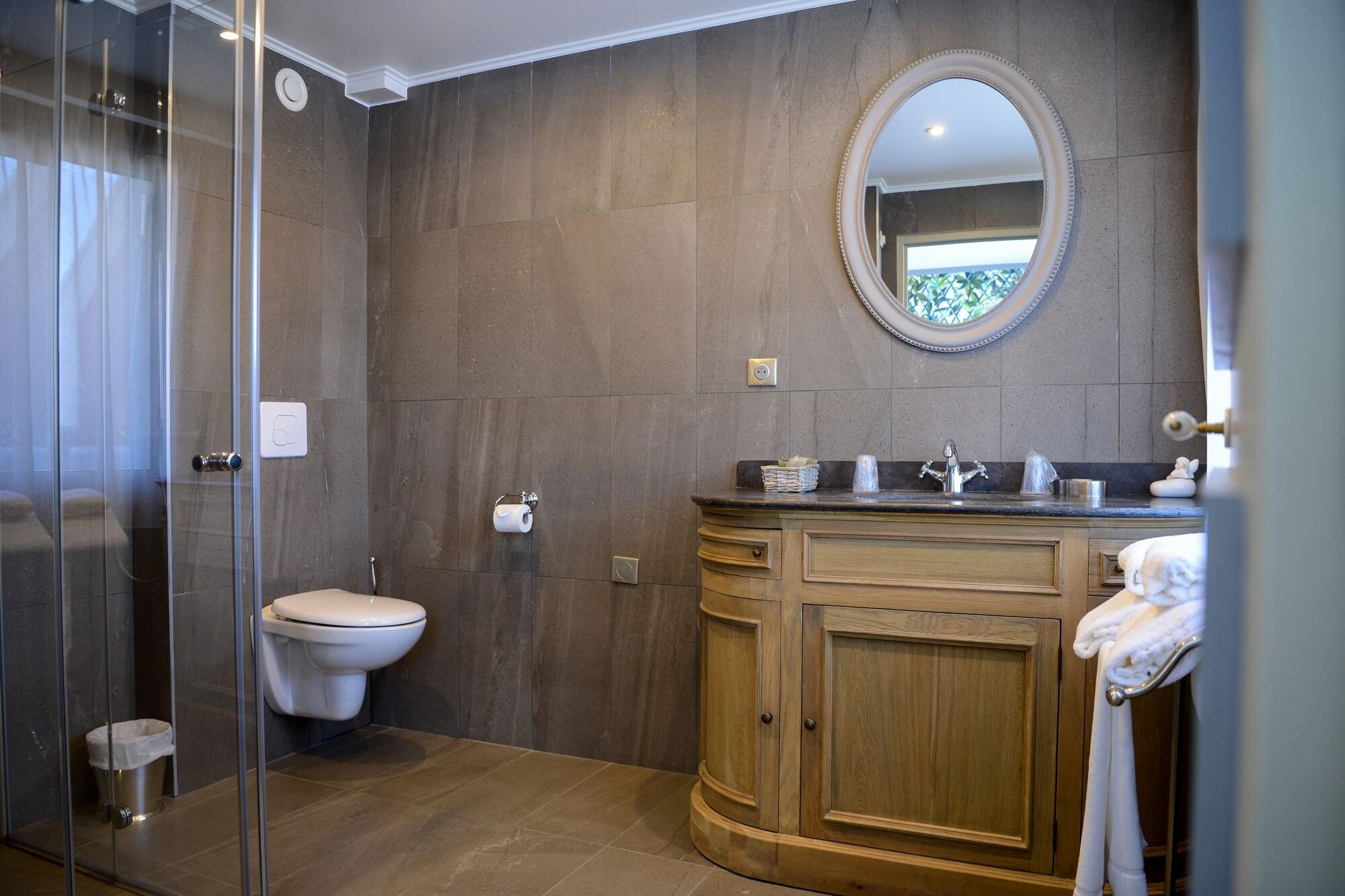 Hôtel Spa Villa Lamartine by null