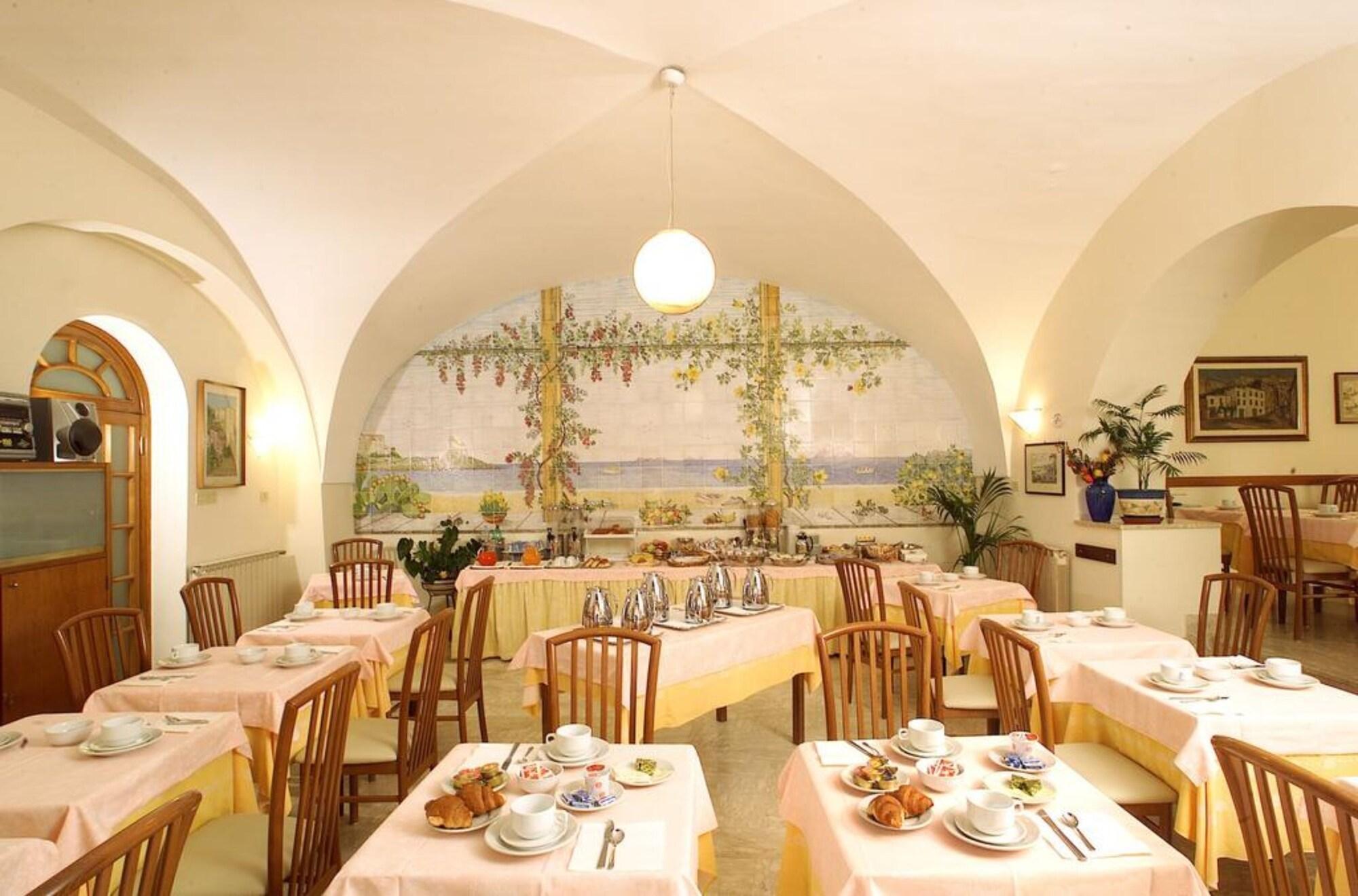 Hotel Marconi