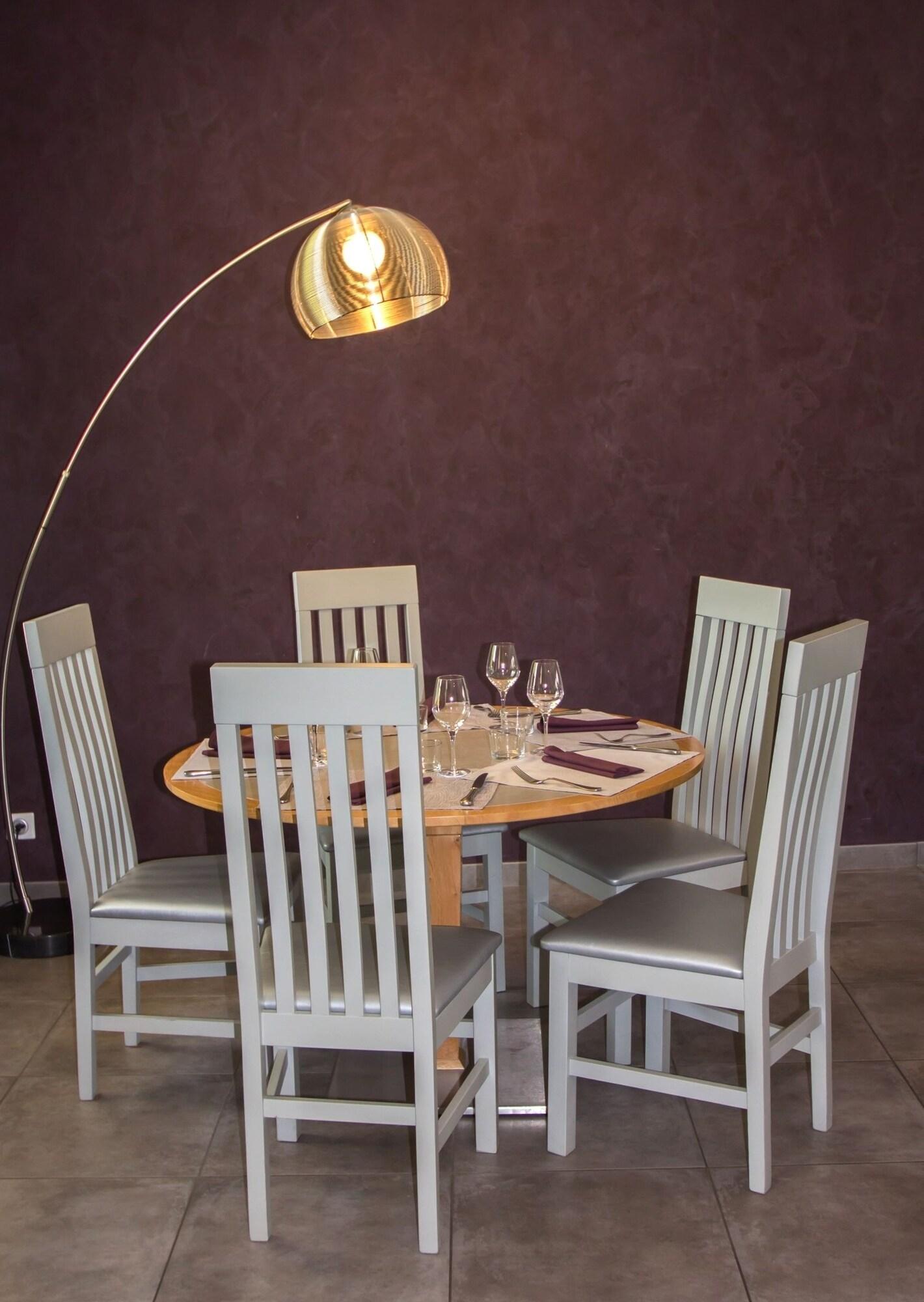 Le Réverbère - La Cuisinerie - L'Hôtellerie