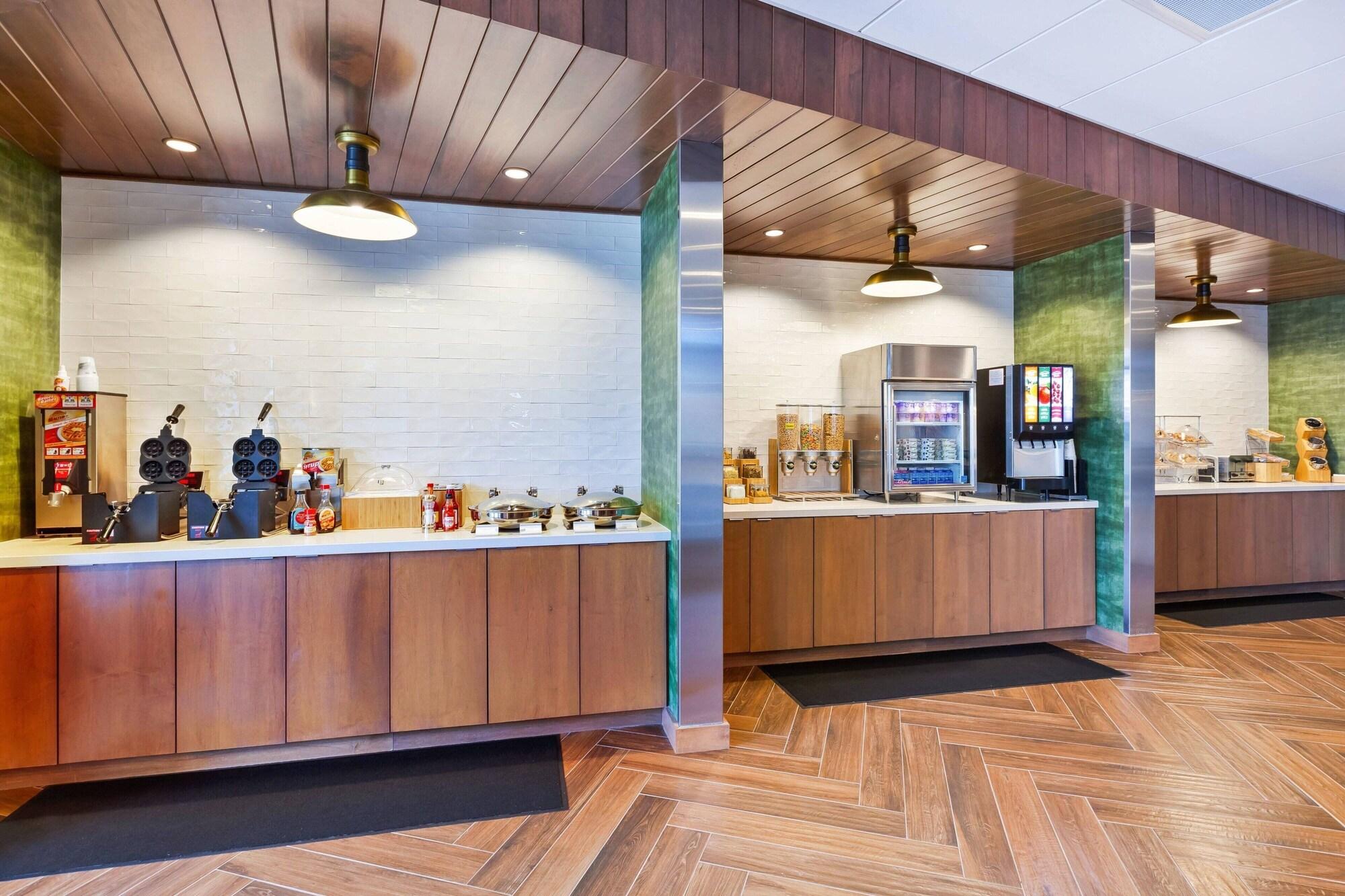 Fairfield Inn & Suites by Marriott Cincinnati Airp