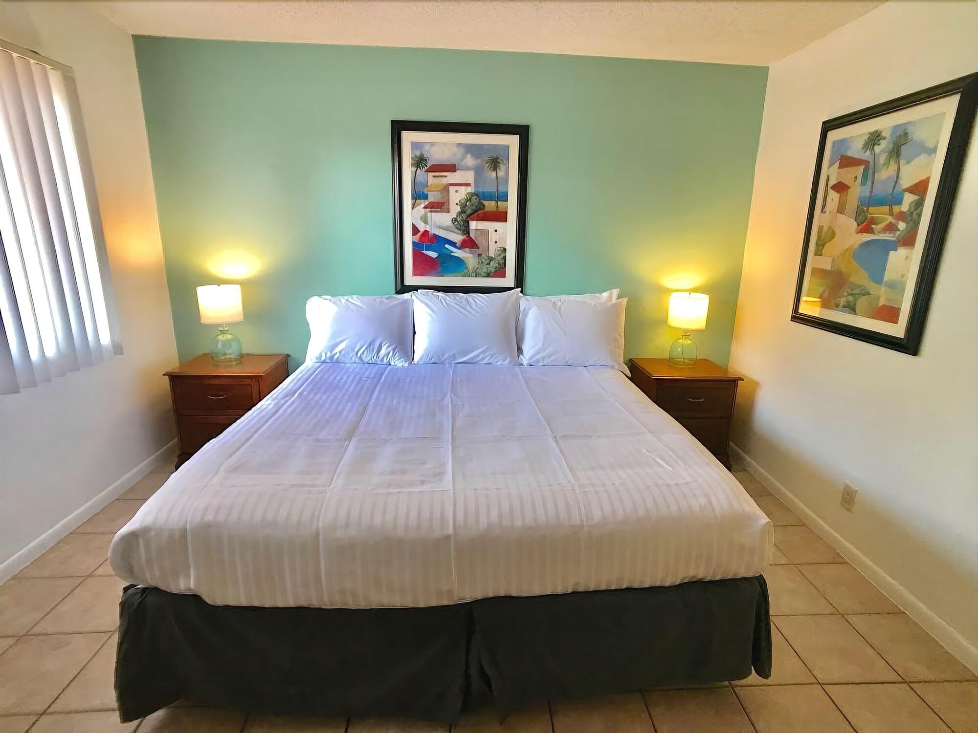 Sunny Palms Inn