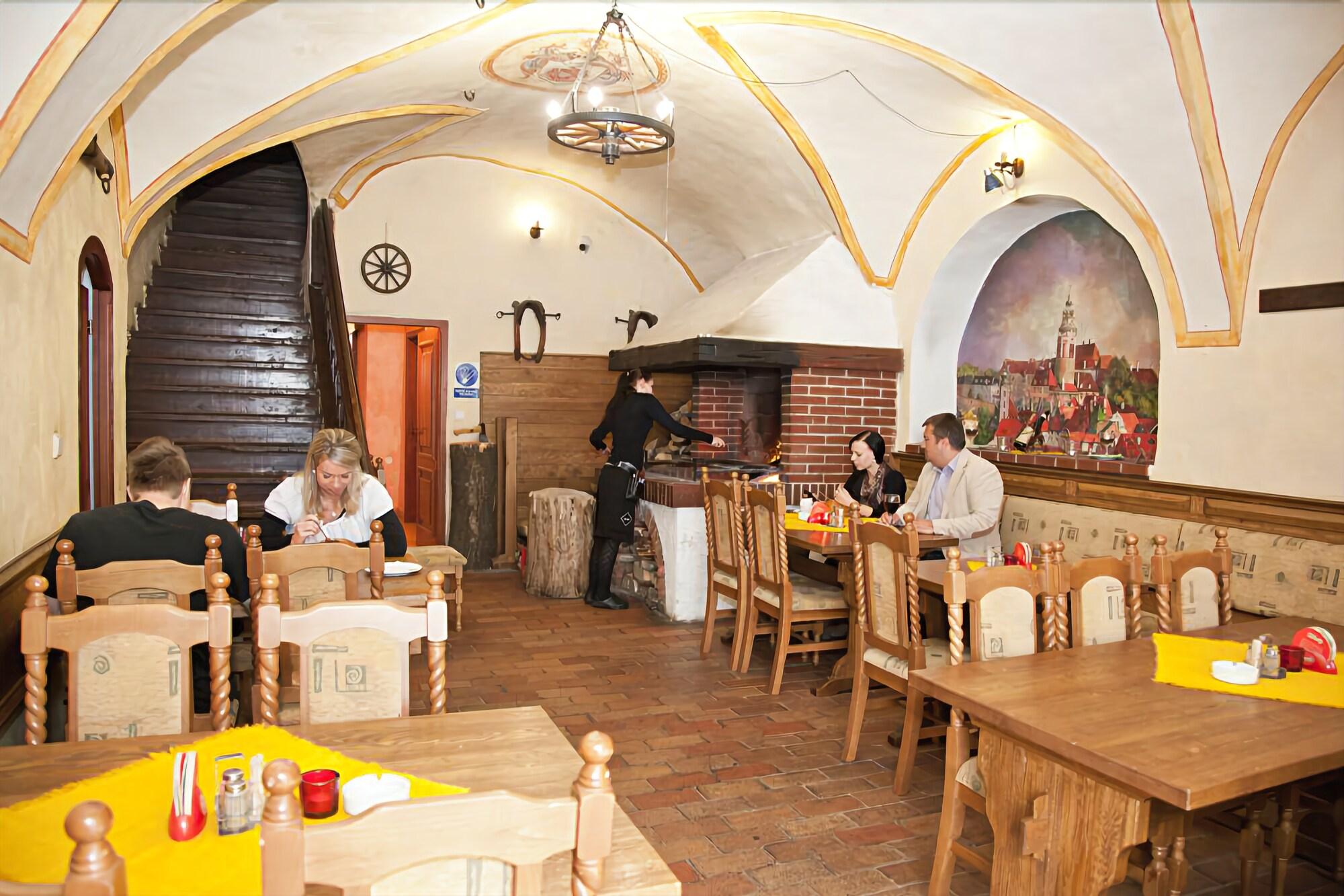 Hotel-Restaurant Svamberský Dum