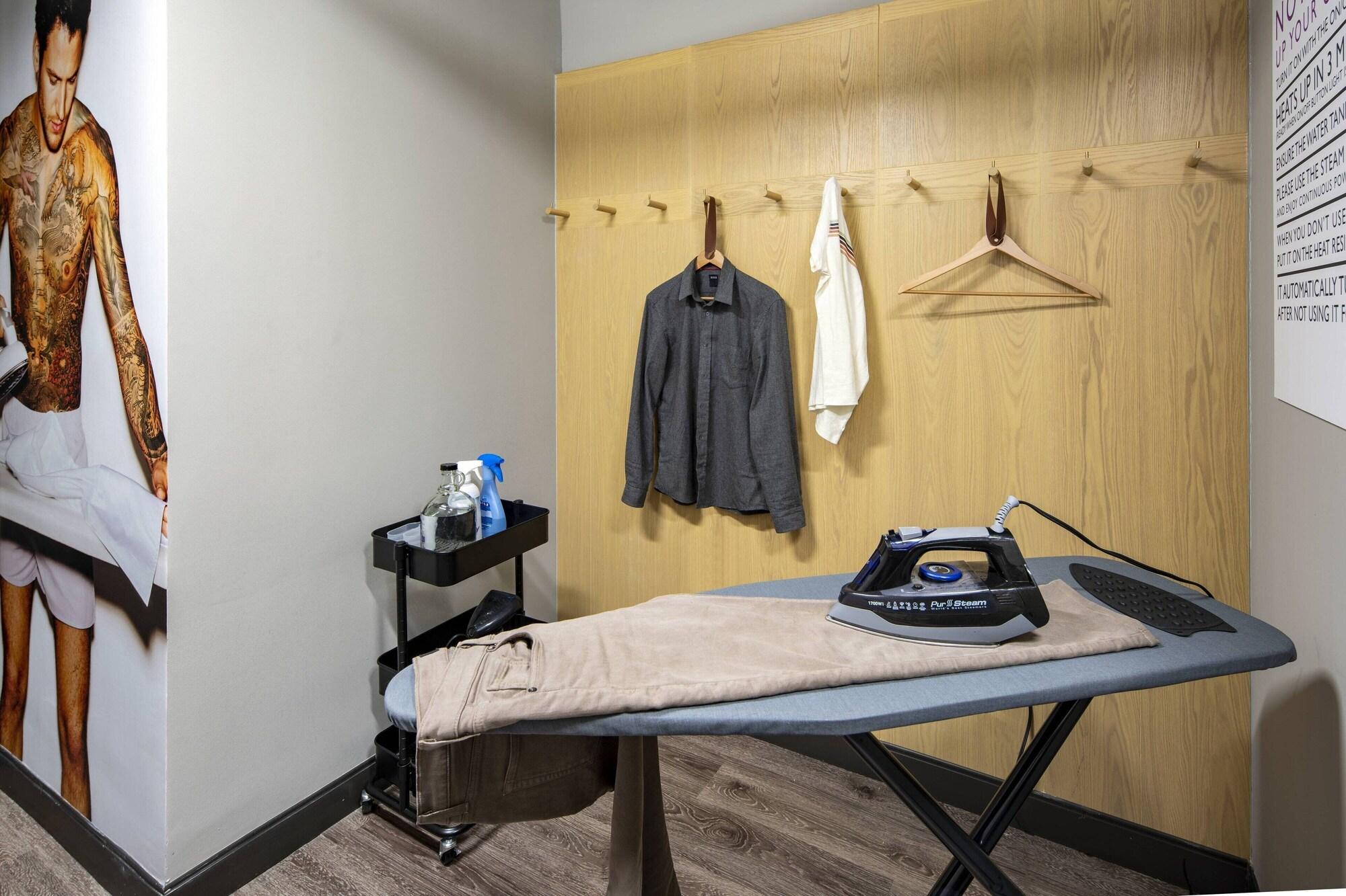 Moxy Memphis Downtown by null