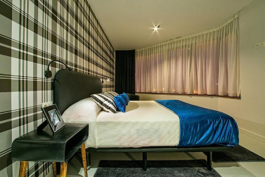 BYPILLOW Amari | Hotel boutique en el centro de Bilbao by null