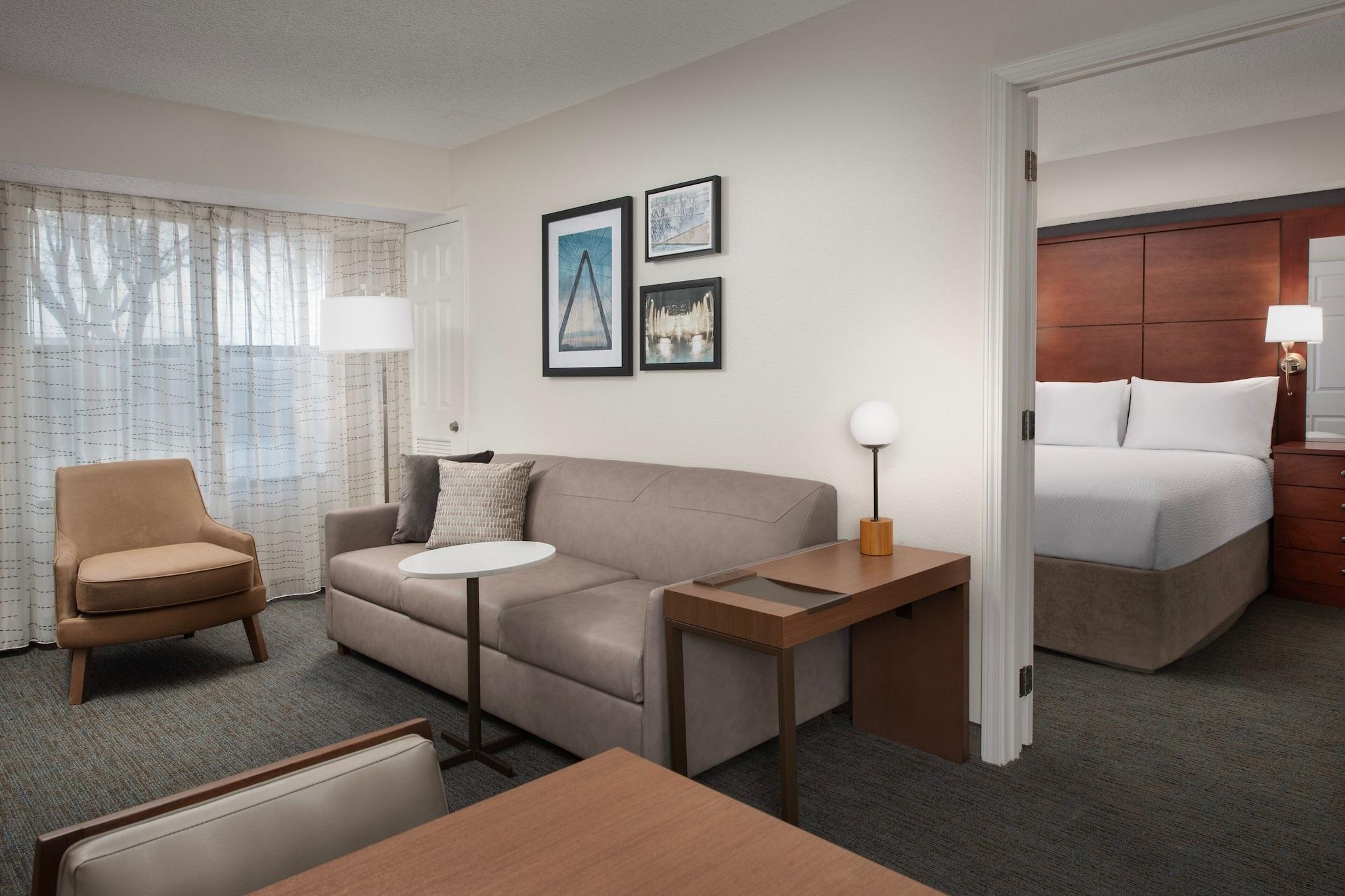 Residence Inn By Marriott Kansas City Overland Par