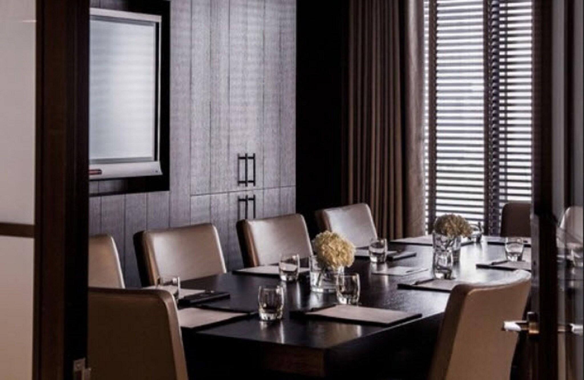 Dakota Hotel Glasgow by null