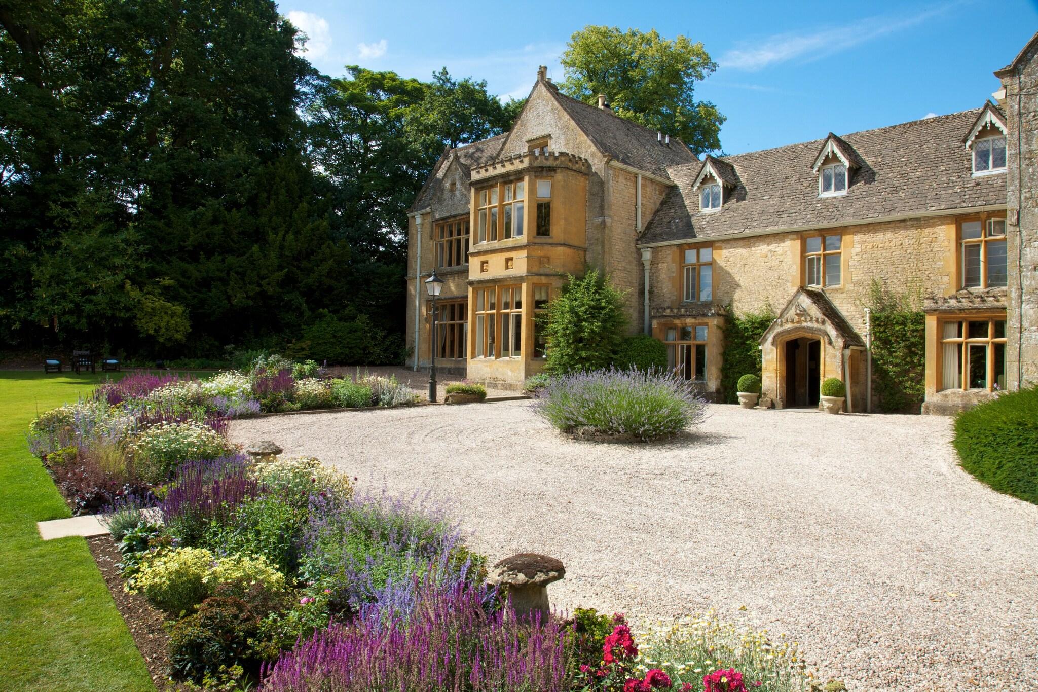 Lords Of The Manor Hotel