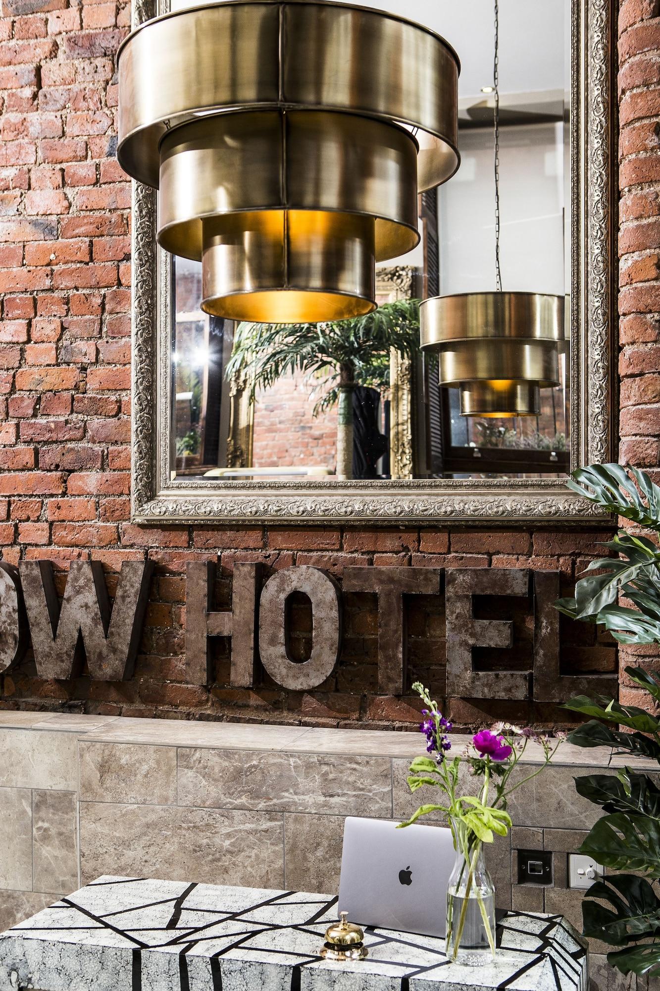 The Cow Hollow Hotel by null