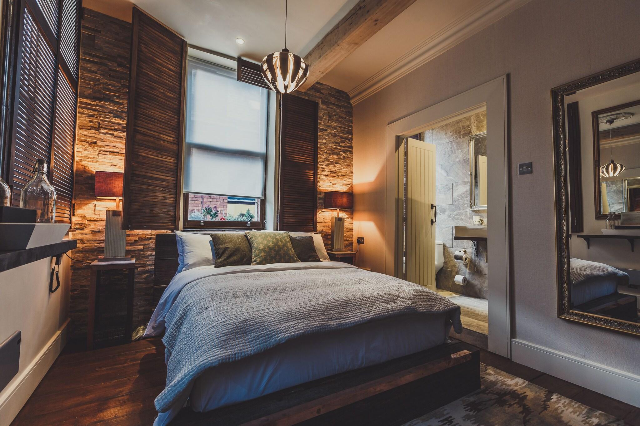 The Cow Hollow Hotel by null