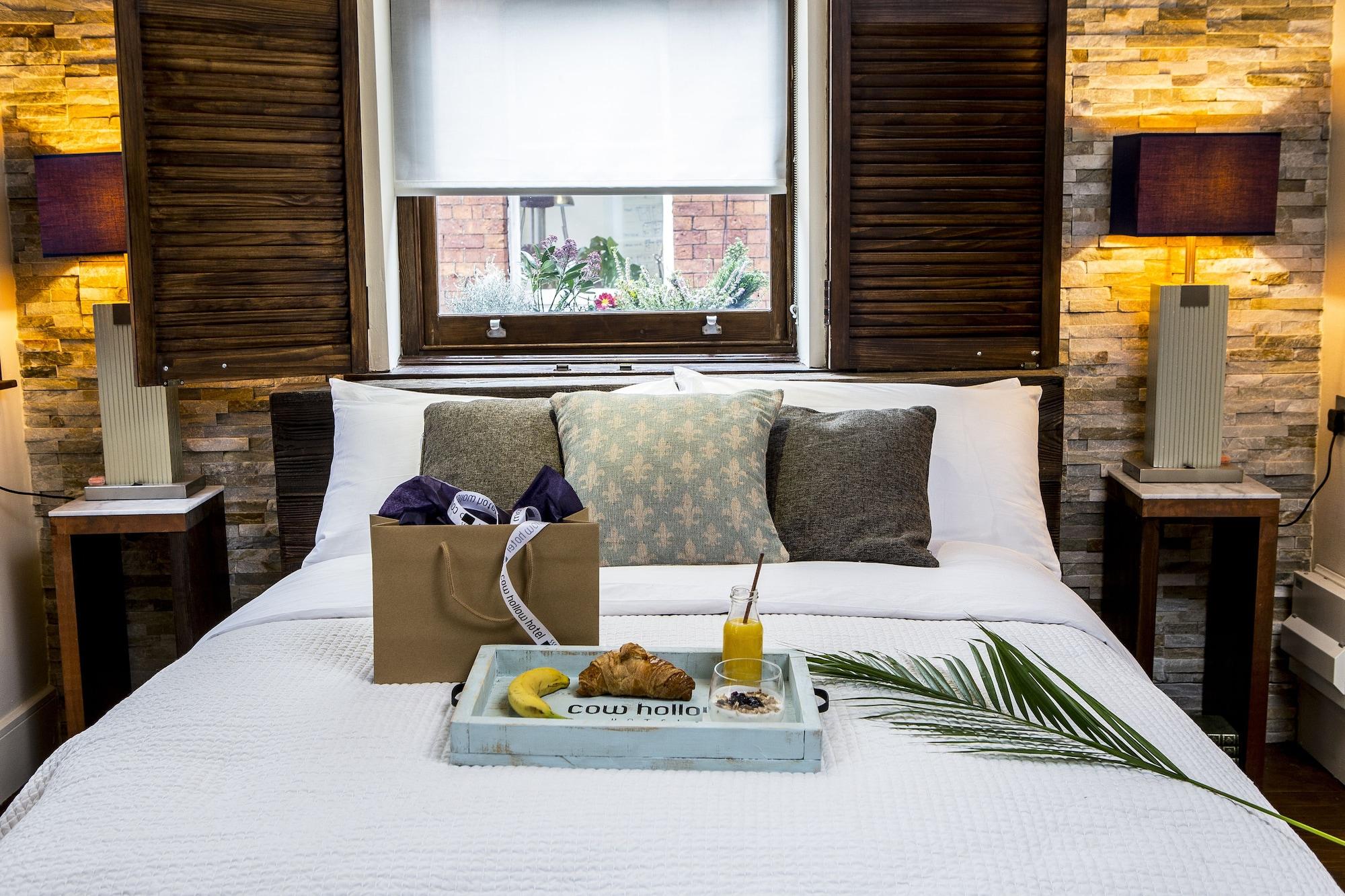 The Cow Hollow Hotel by null