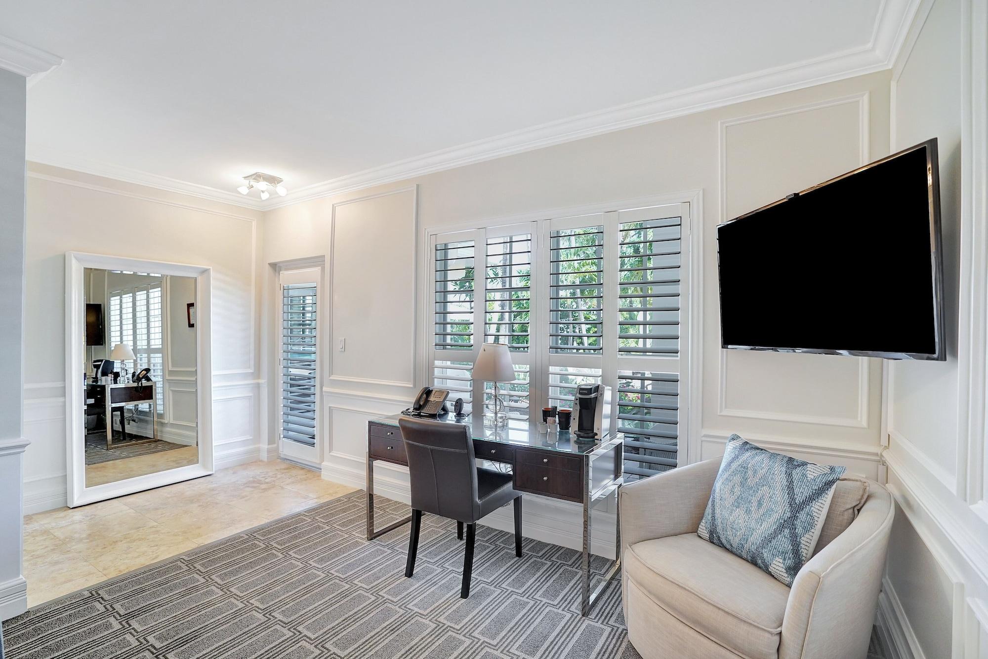 The Pillars Hotel and Club, an Small Luxury Hotel by null