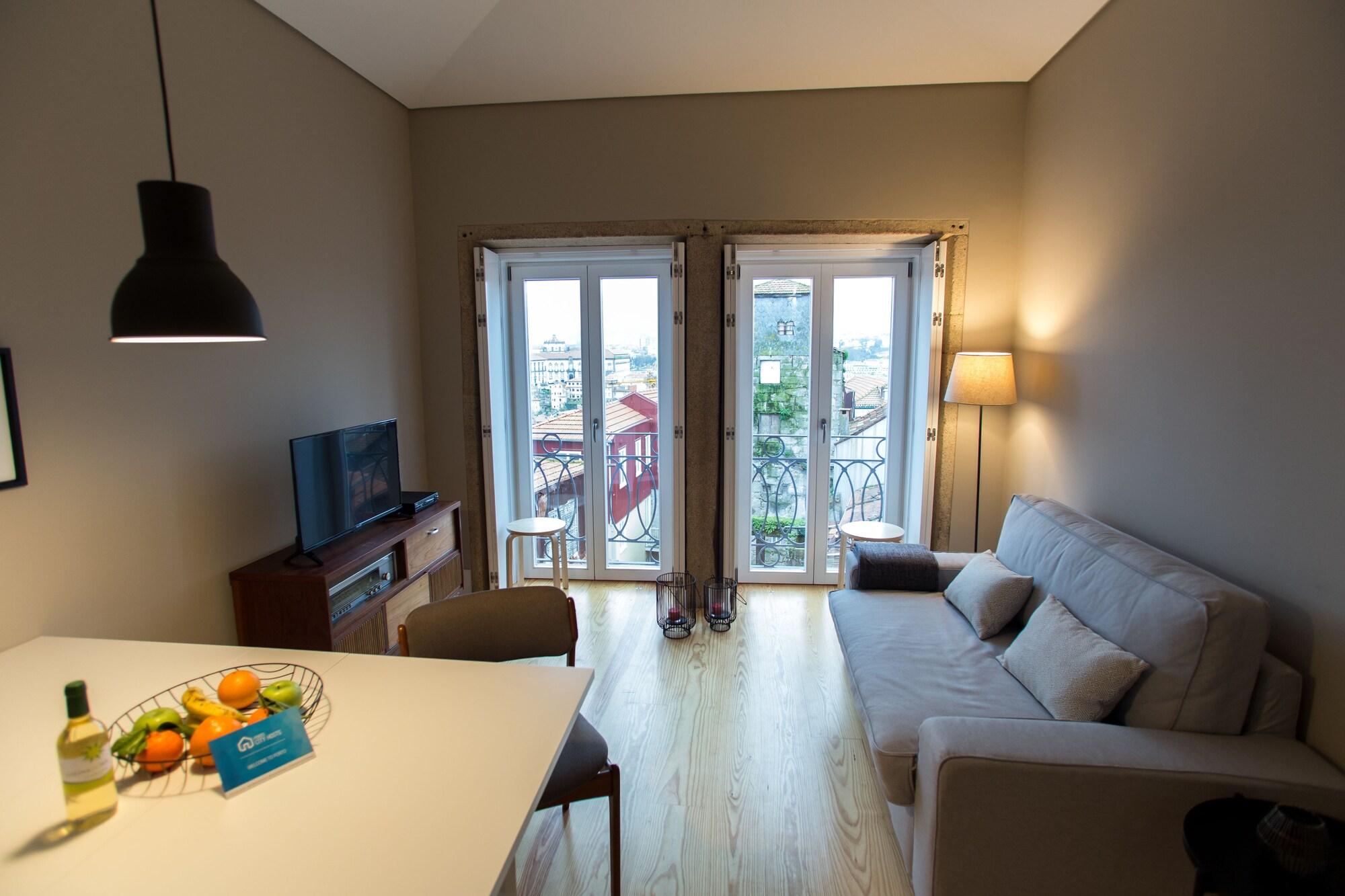 Porto and Clérigos Views by Porto City hosts